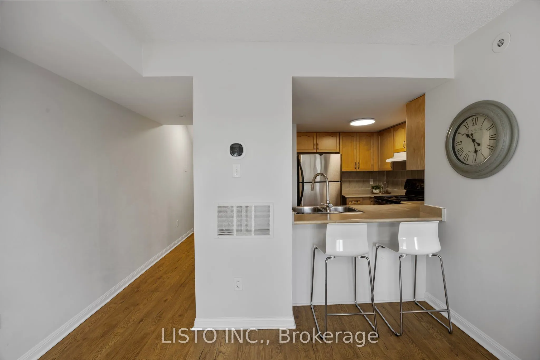 55 George Appleton Way, #2106