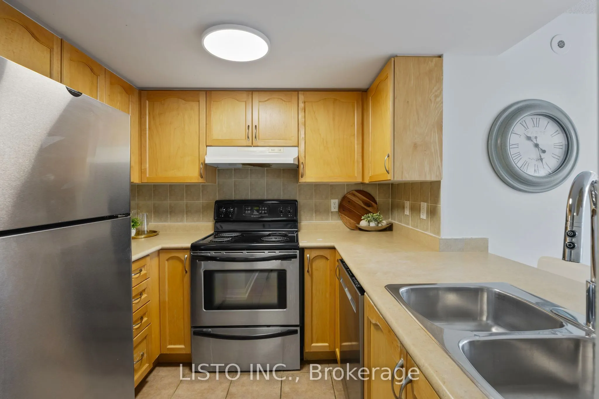 55 George Appleton Way, #2106