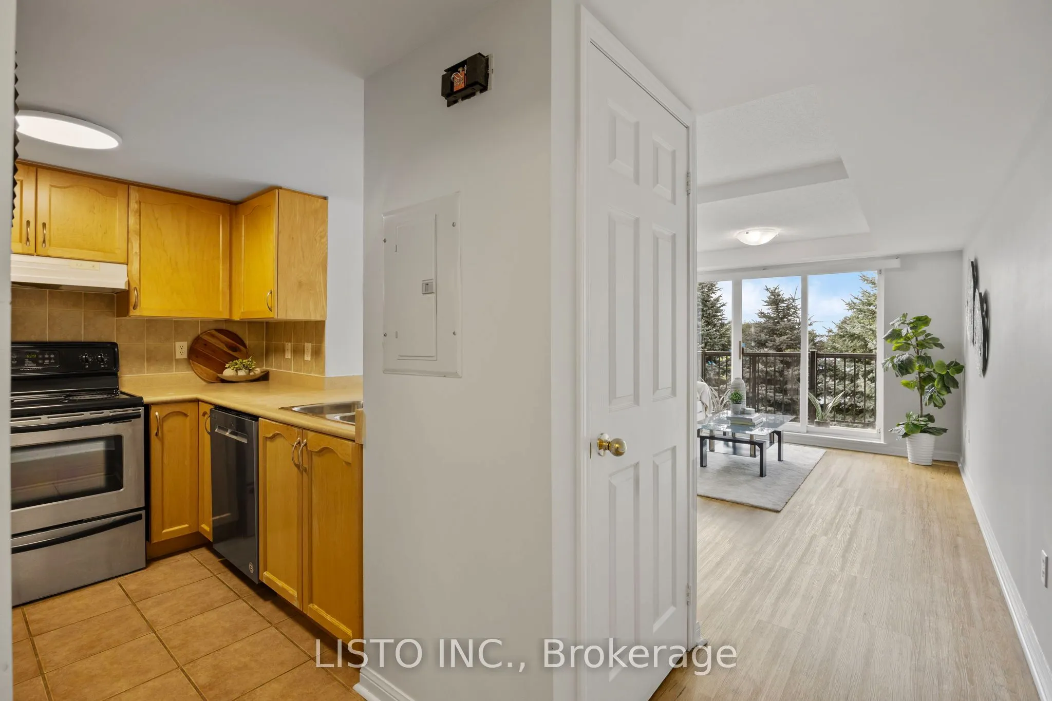 55 George Appleton Way, #2106