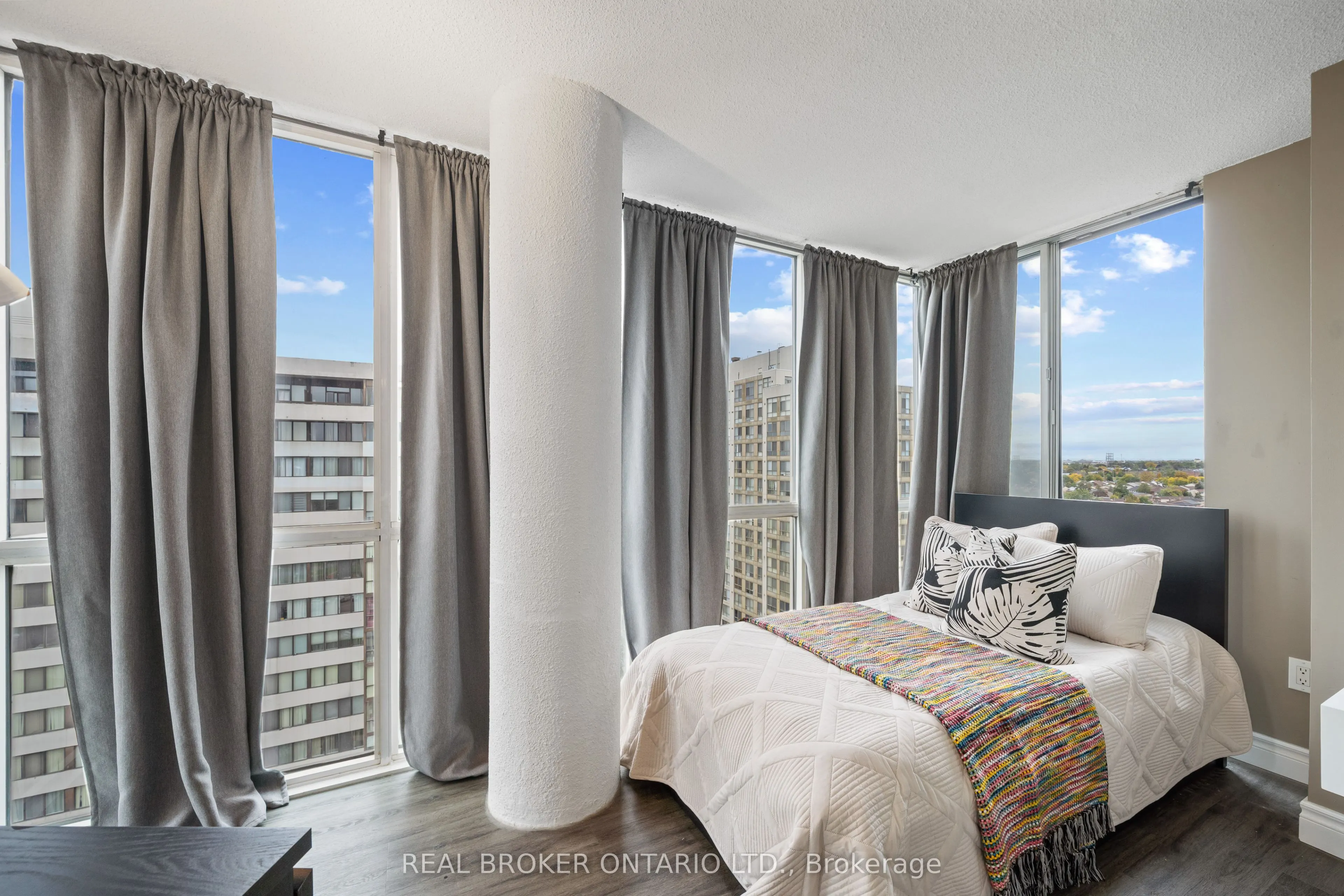 10 Markbrook Lane, #1402