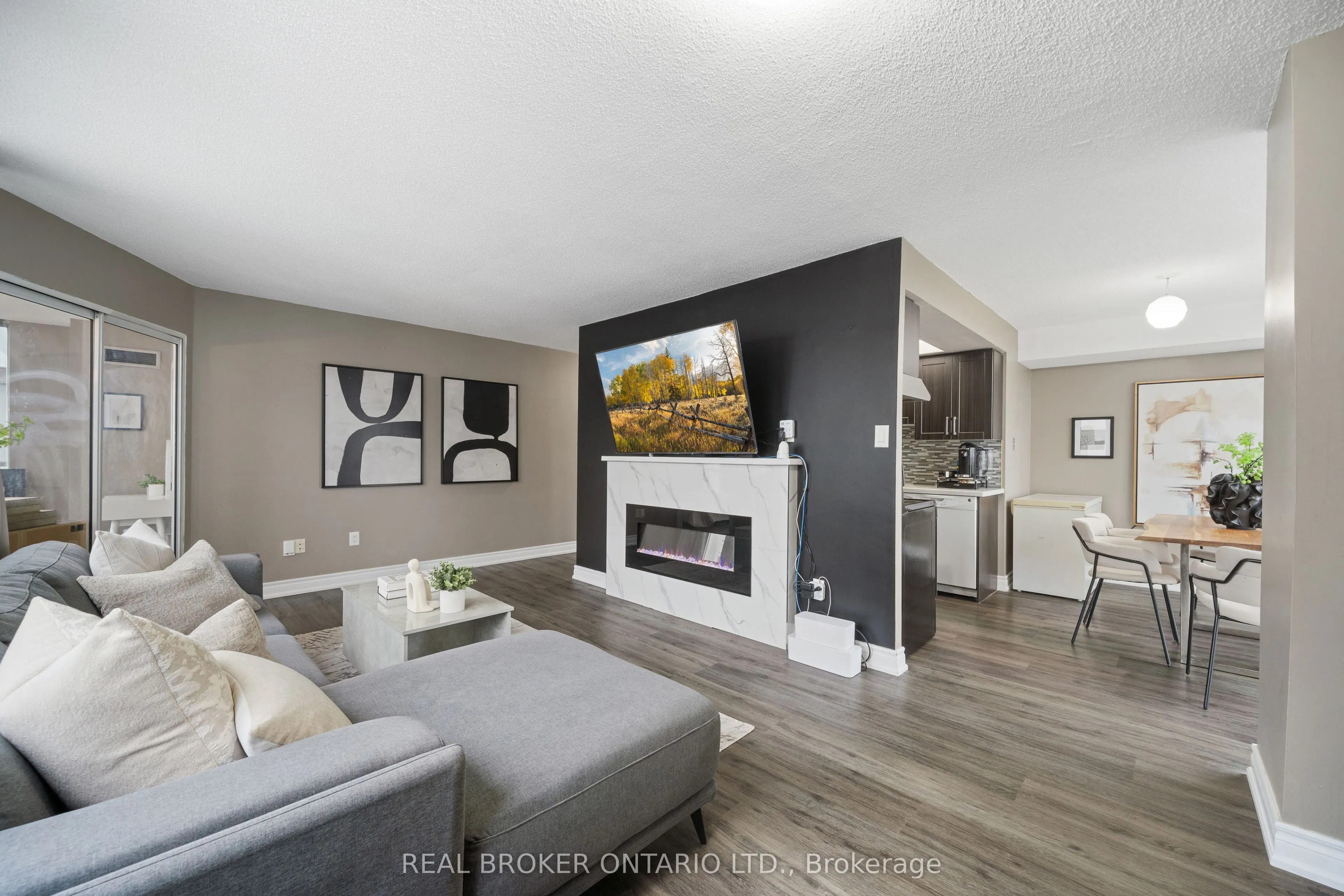 10 Markbrook Lane, #1402