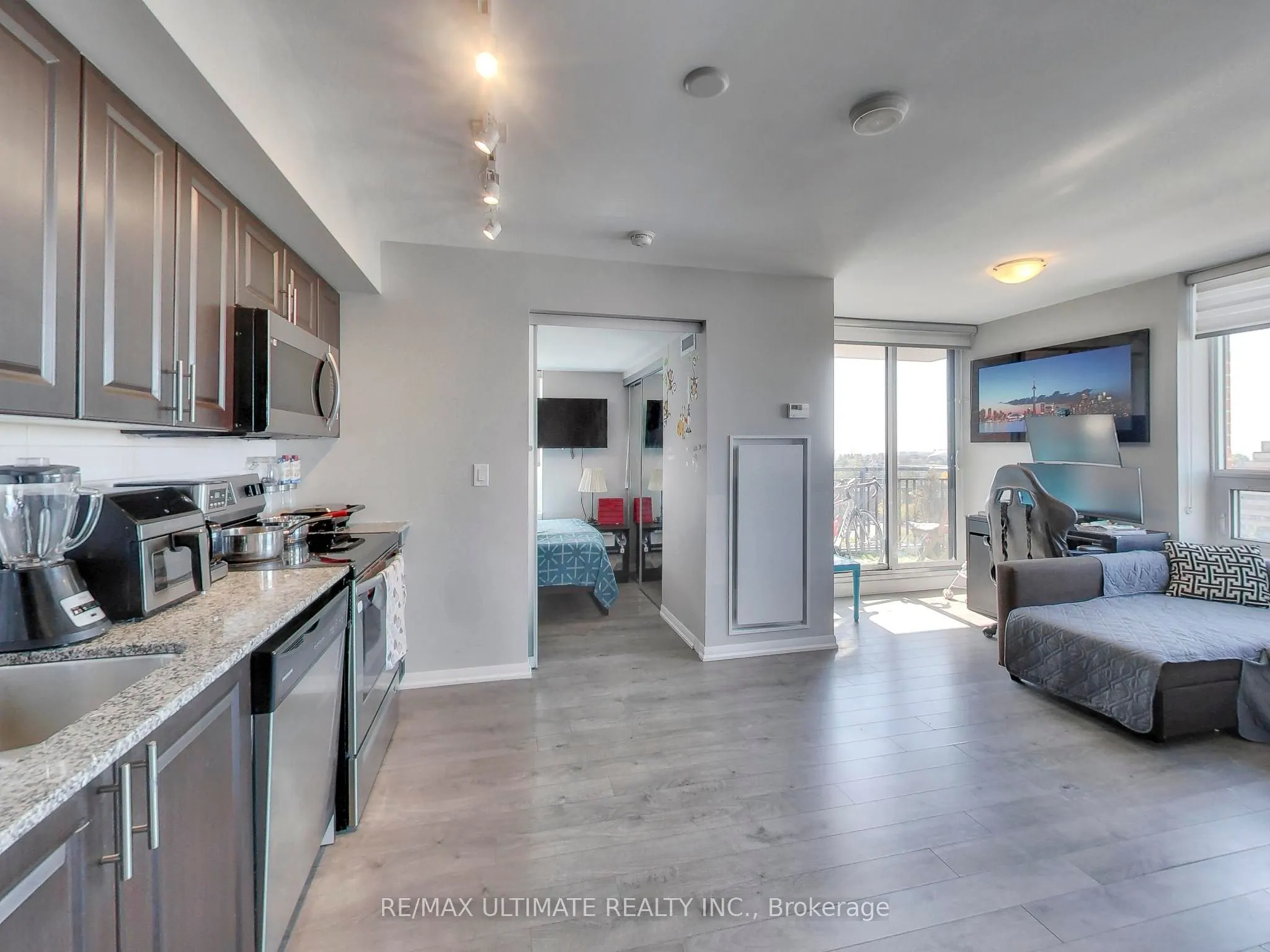 3091 Dufferin Street, #1012