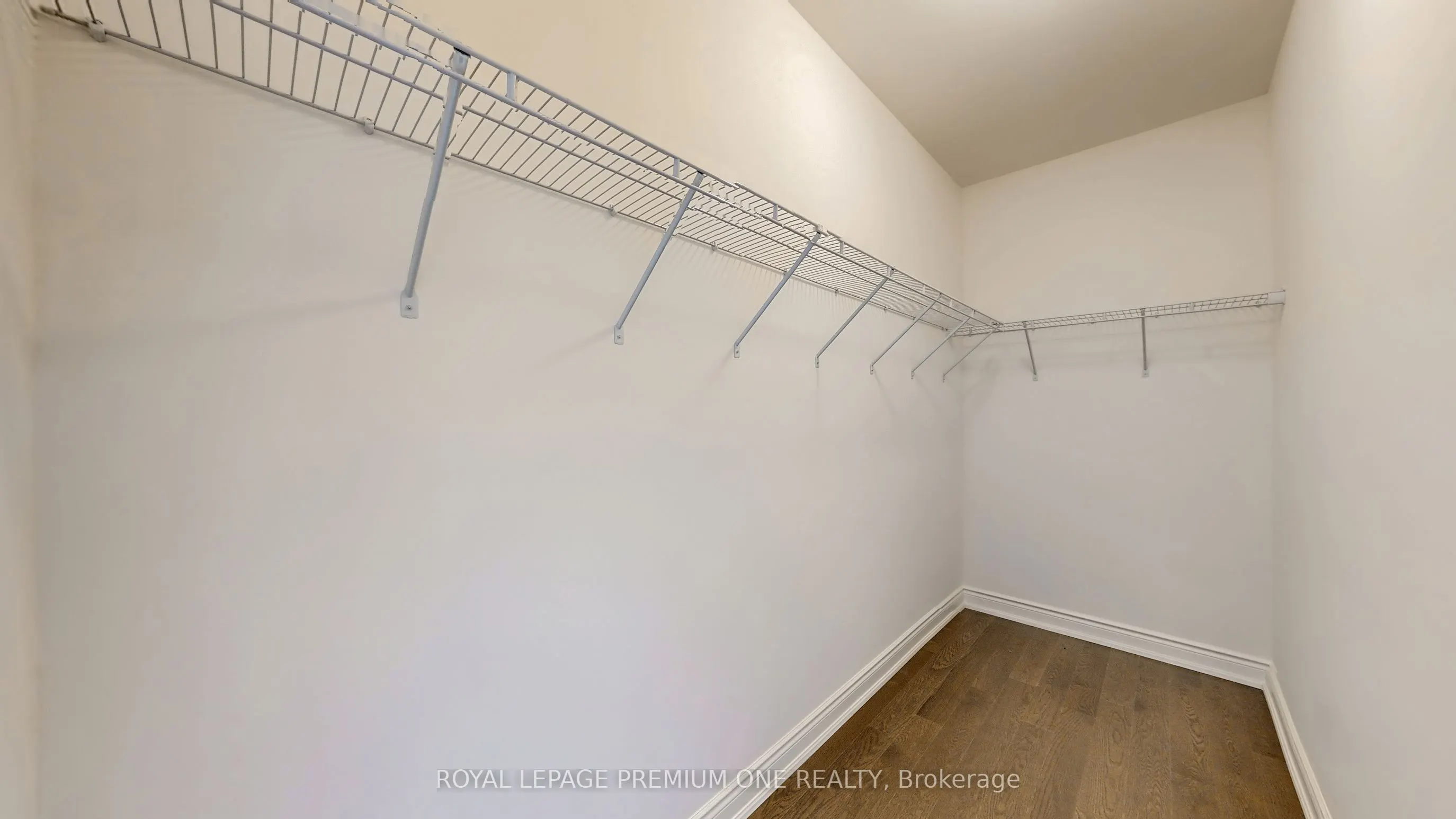 32 James Walker Avenue