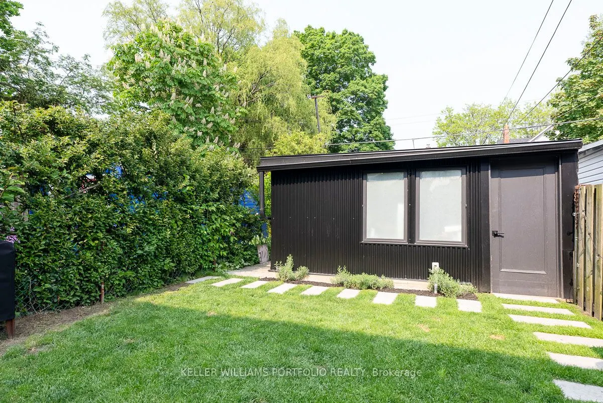195 Gilmour Avenue