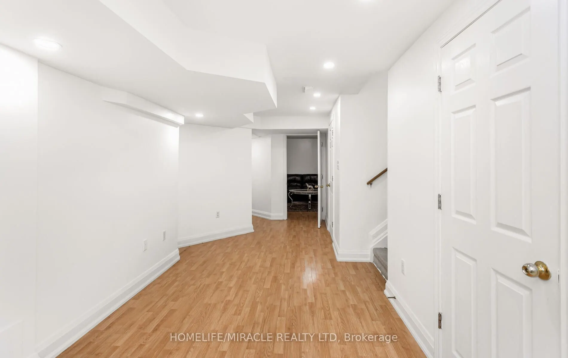 20 Atira Avenue