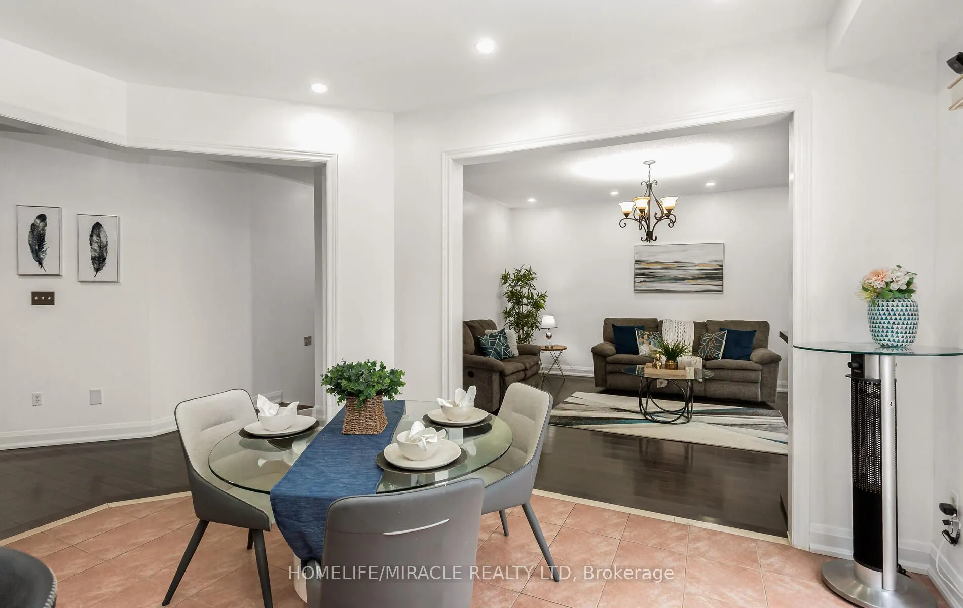 20 Atira Avenue
