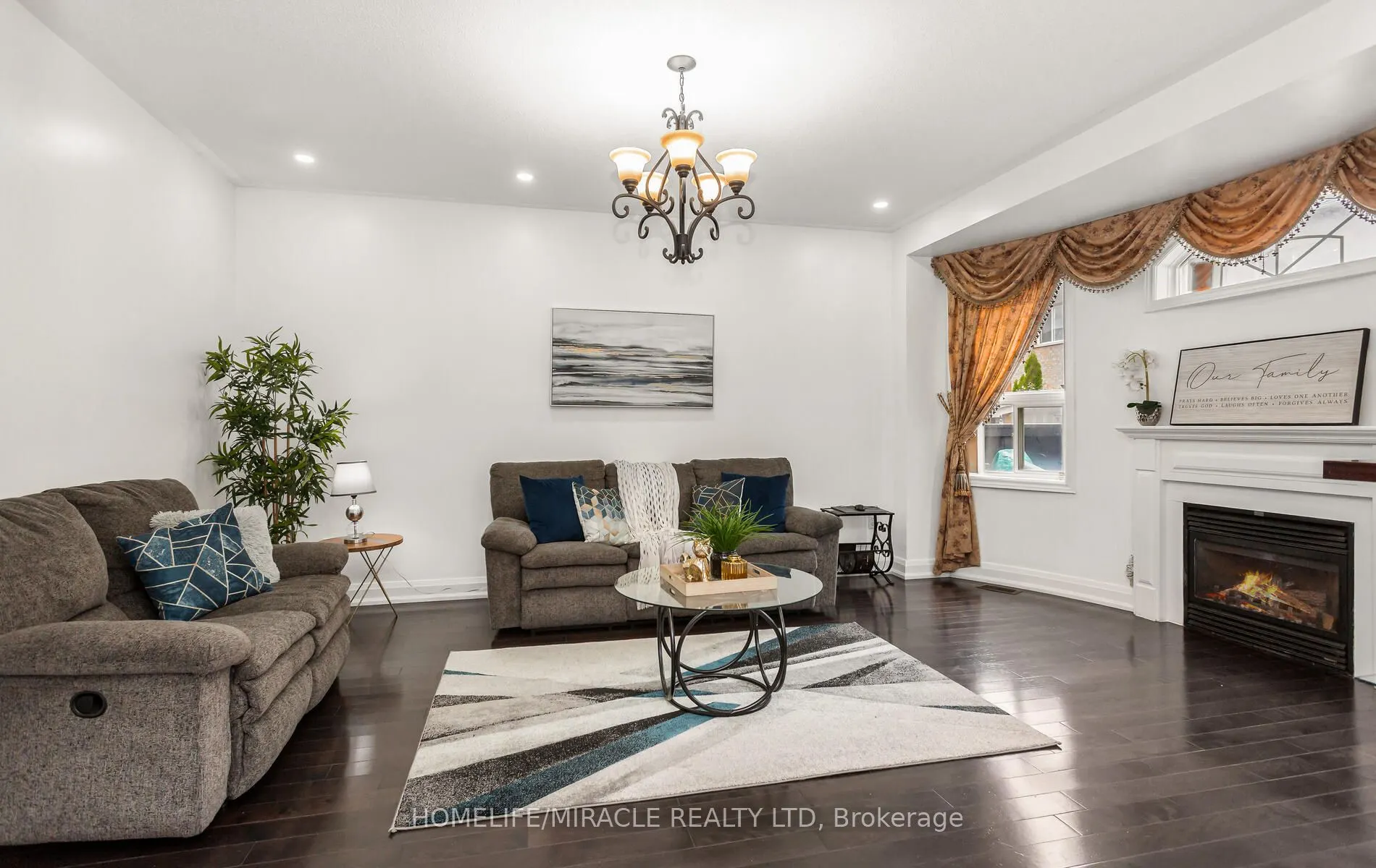20 Atira Avenue