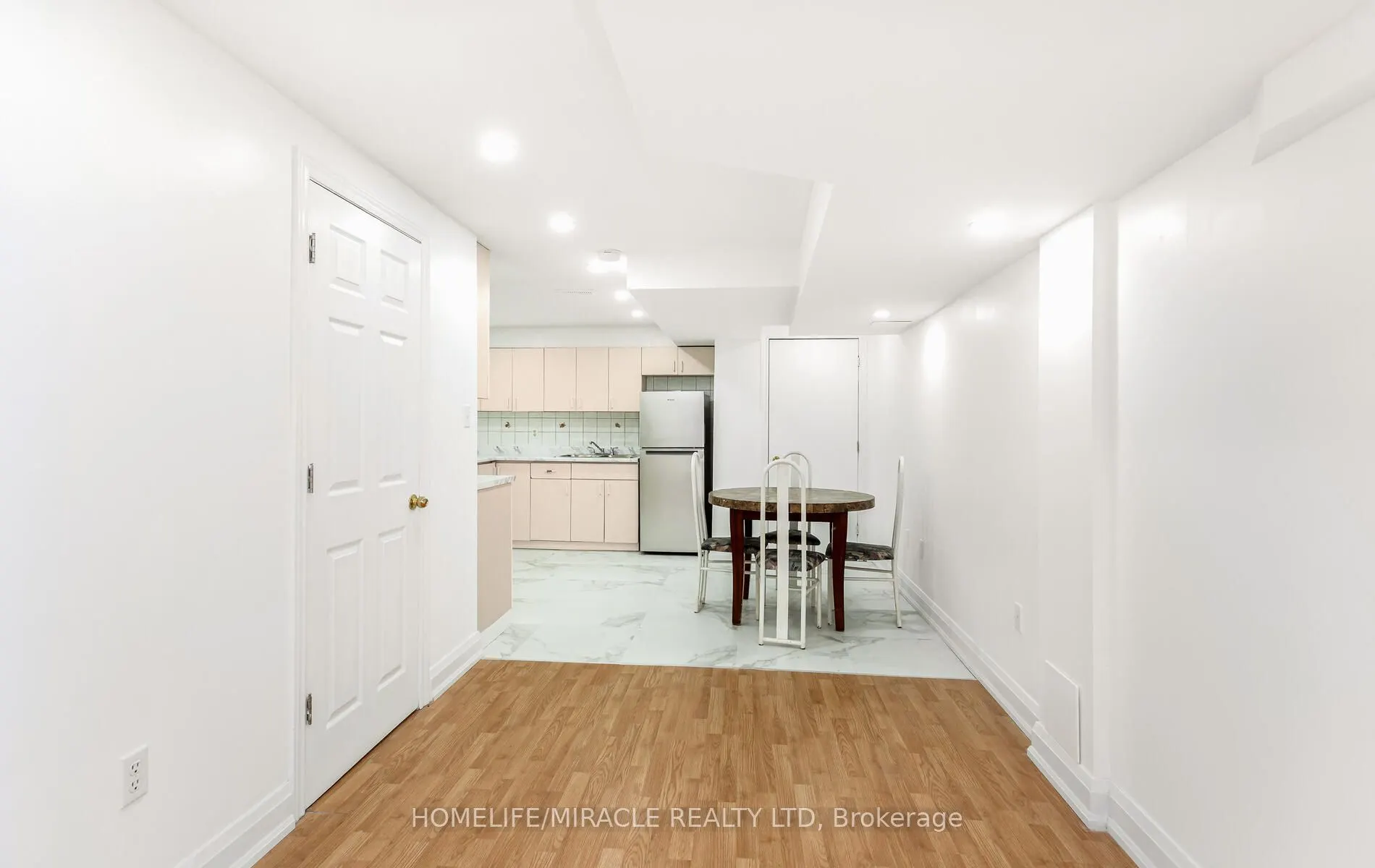 20 Atira Avenue