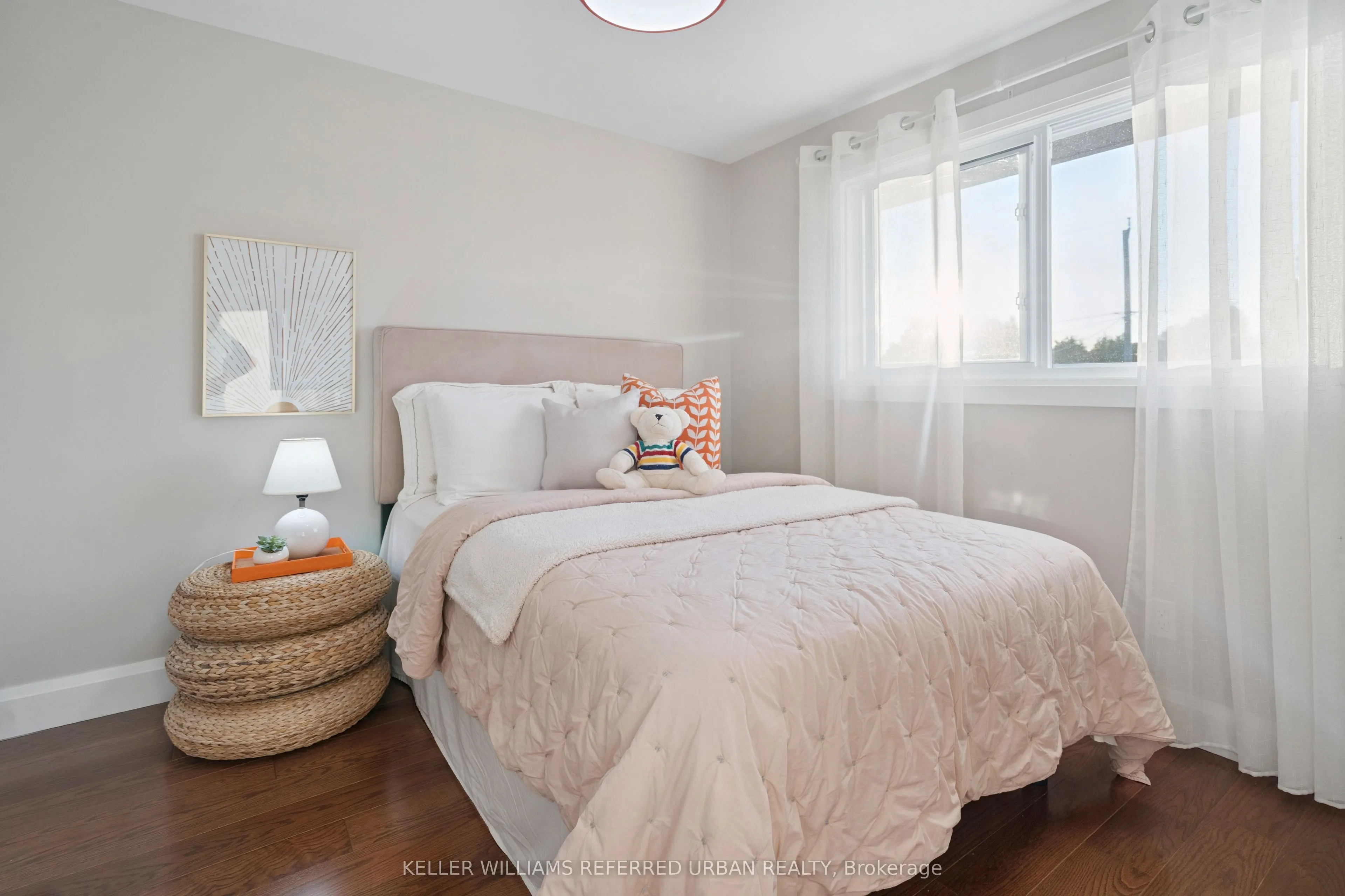 238 Slater Crescent