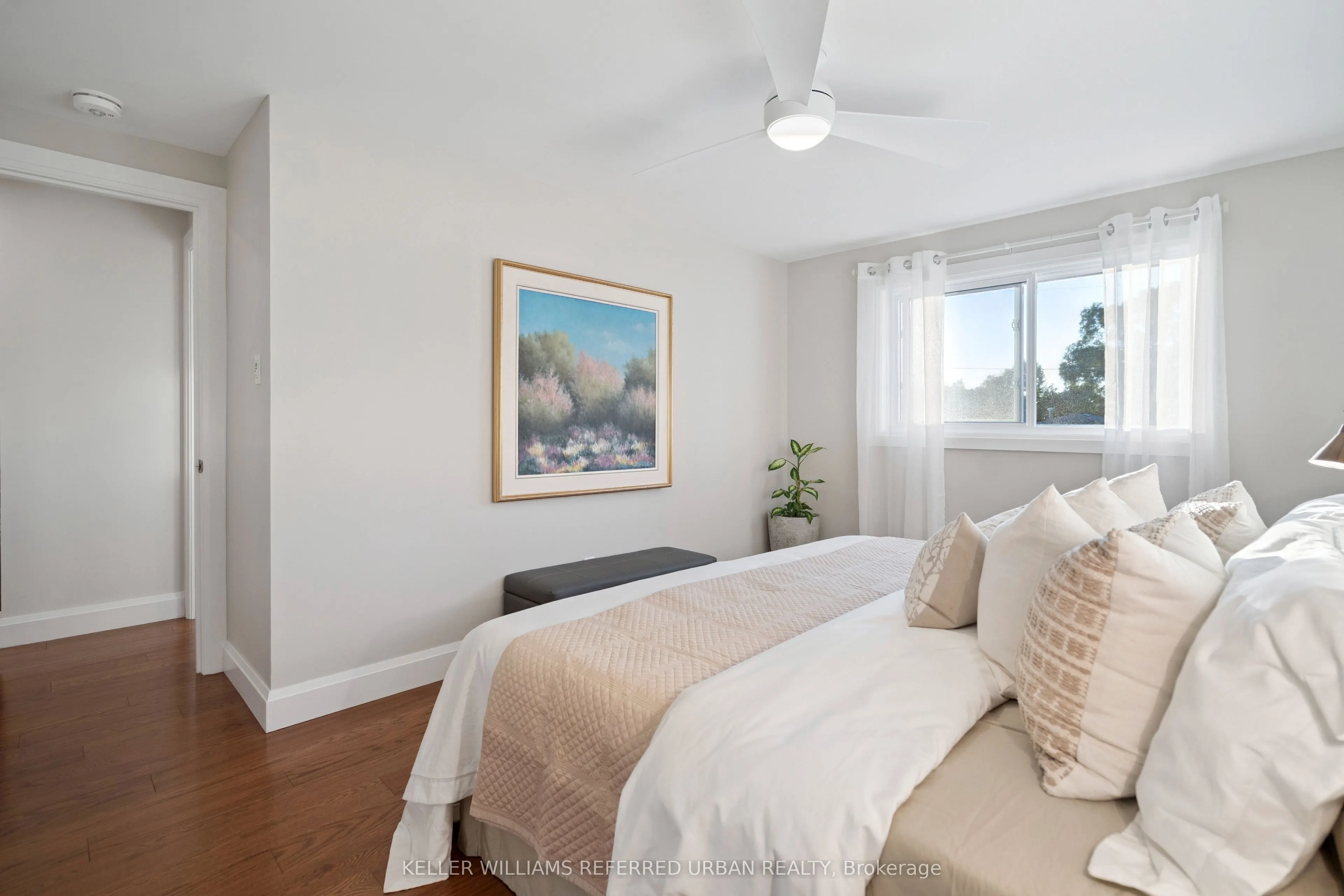238 Slater Crescent