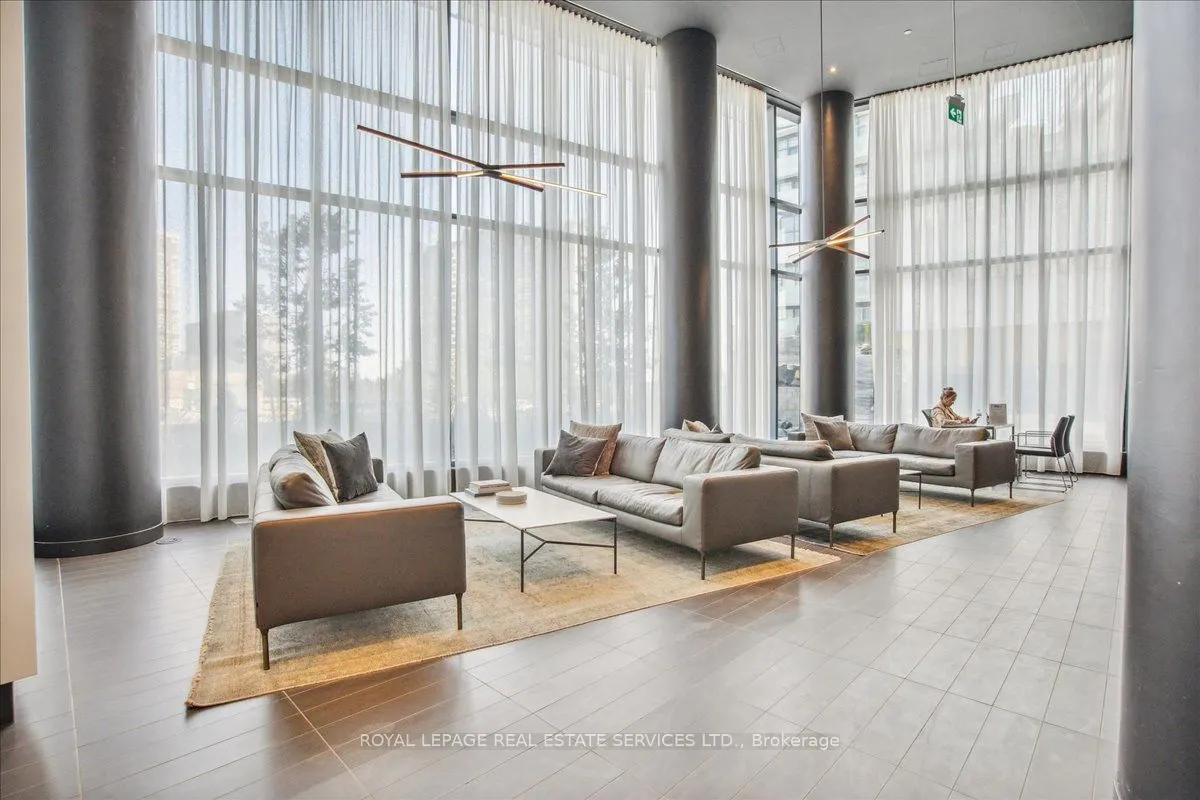 3900 Confederation Parkway, #4301