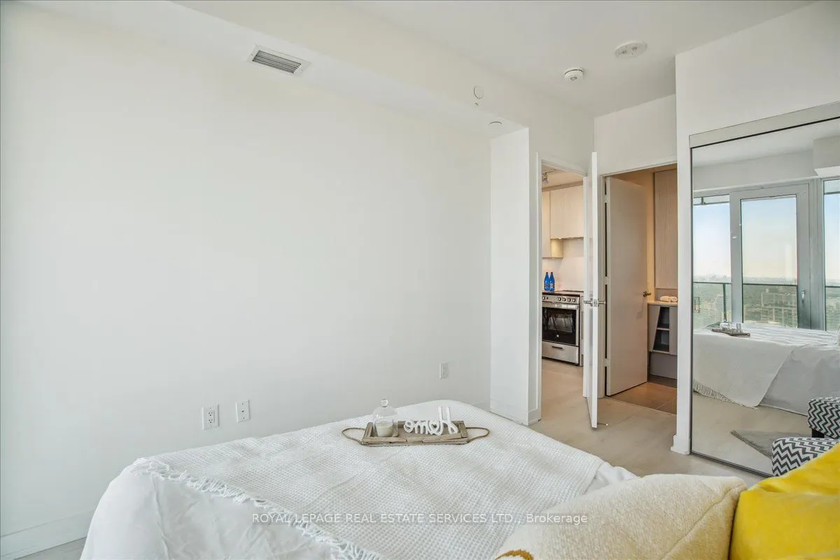 3900 Confederation Parkway, #4301