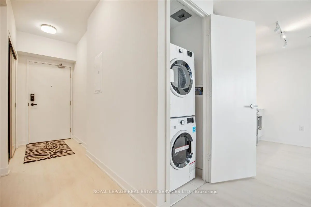 3900 Confederation Parkway, #4301