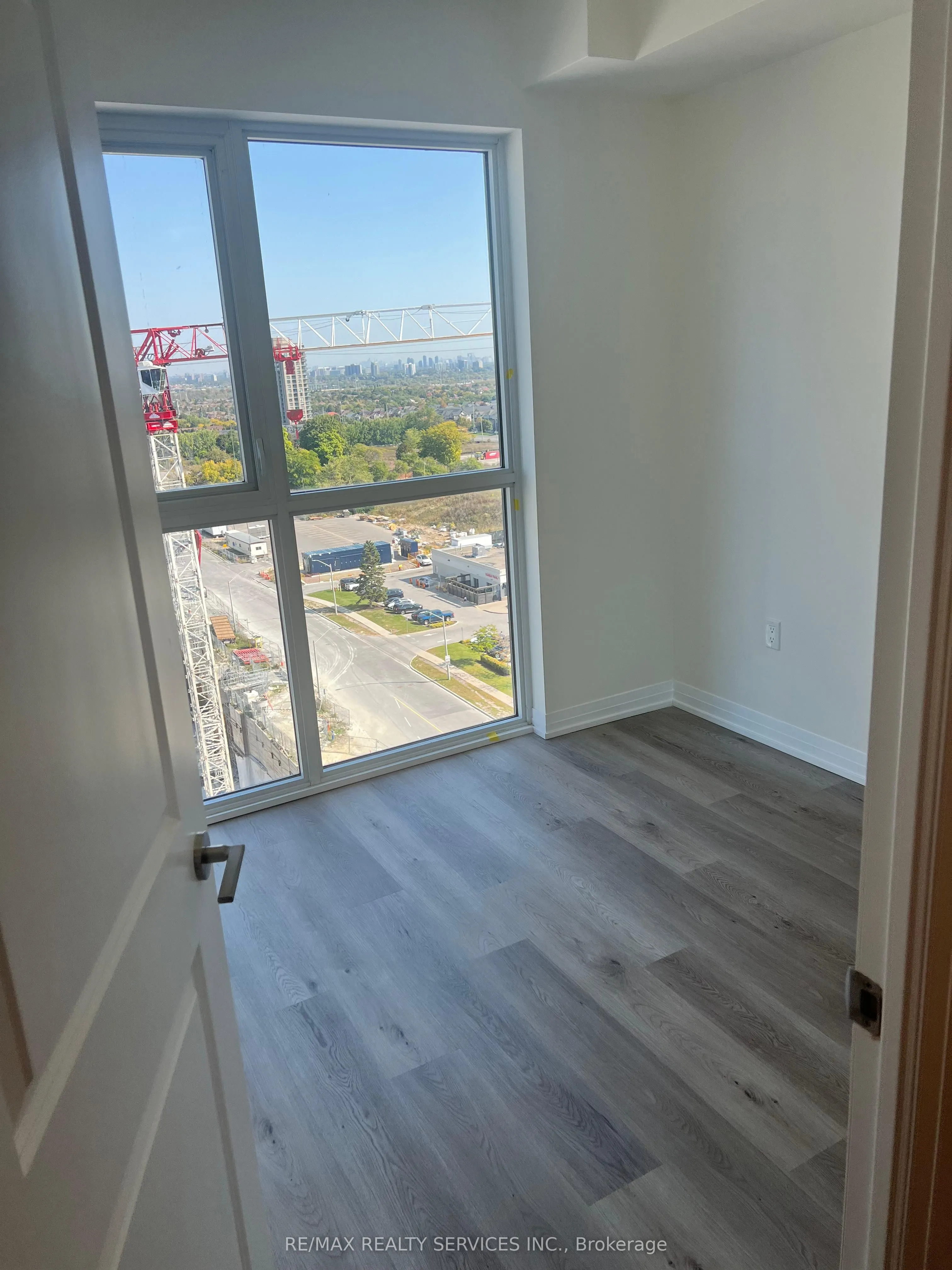 15 Watergarden Drive, #1209