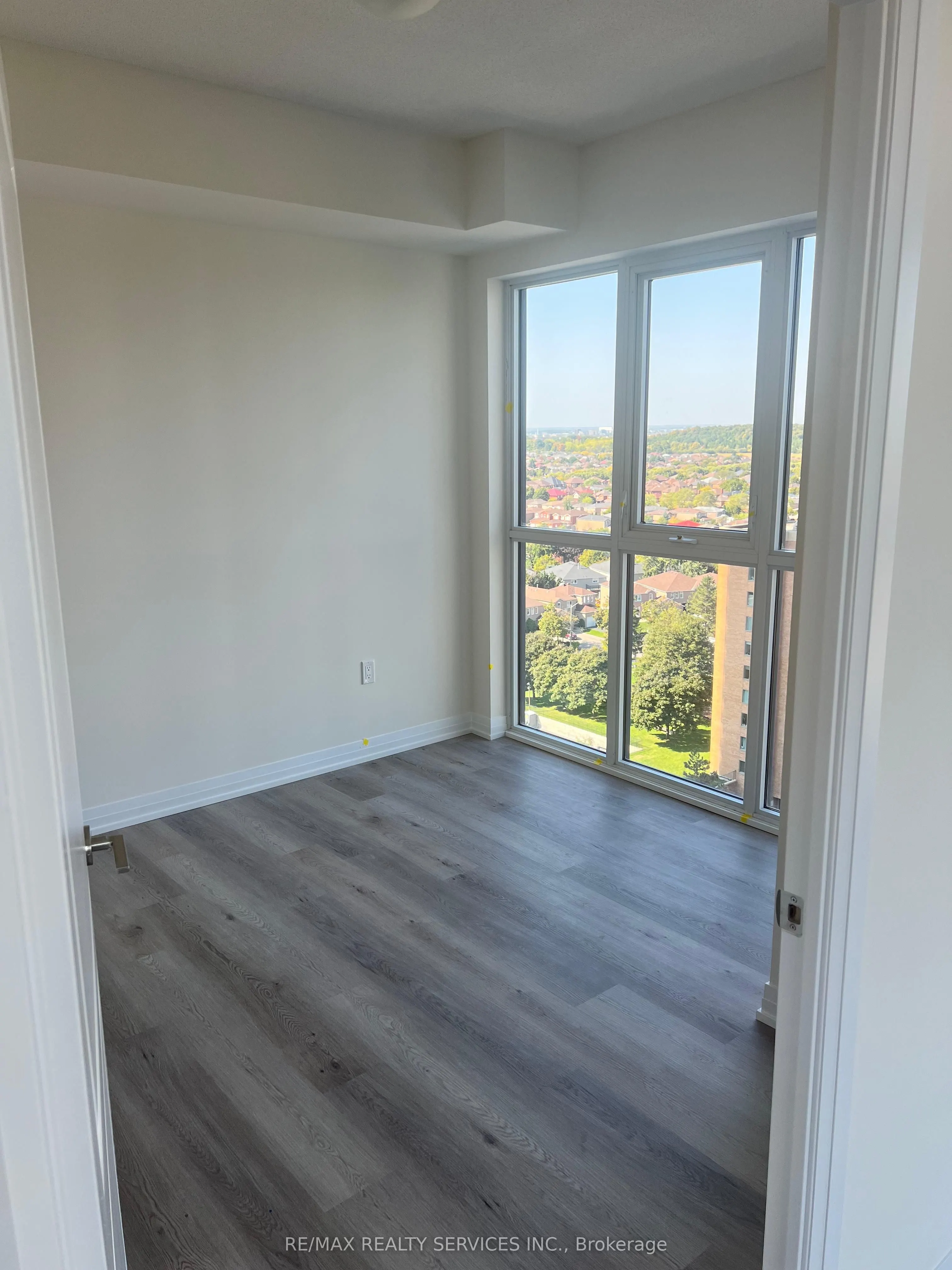 15 Watergarden Drive, #1209