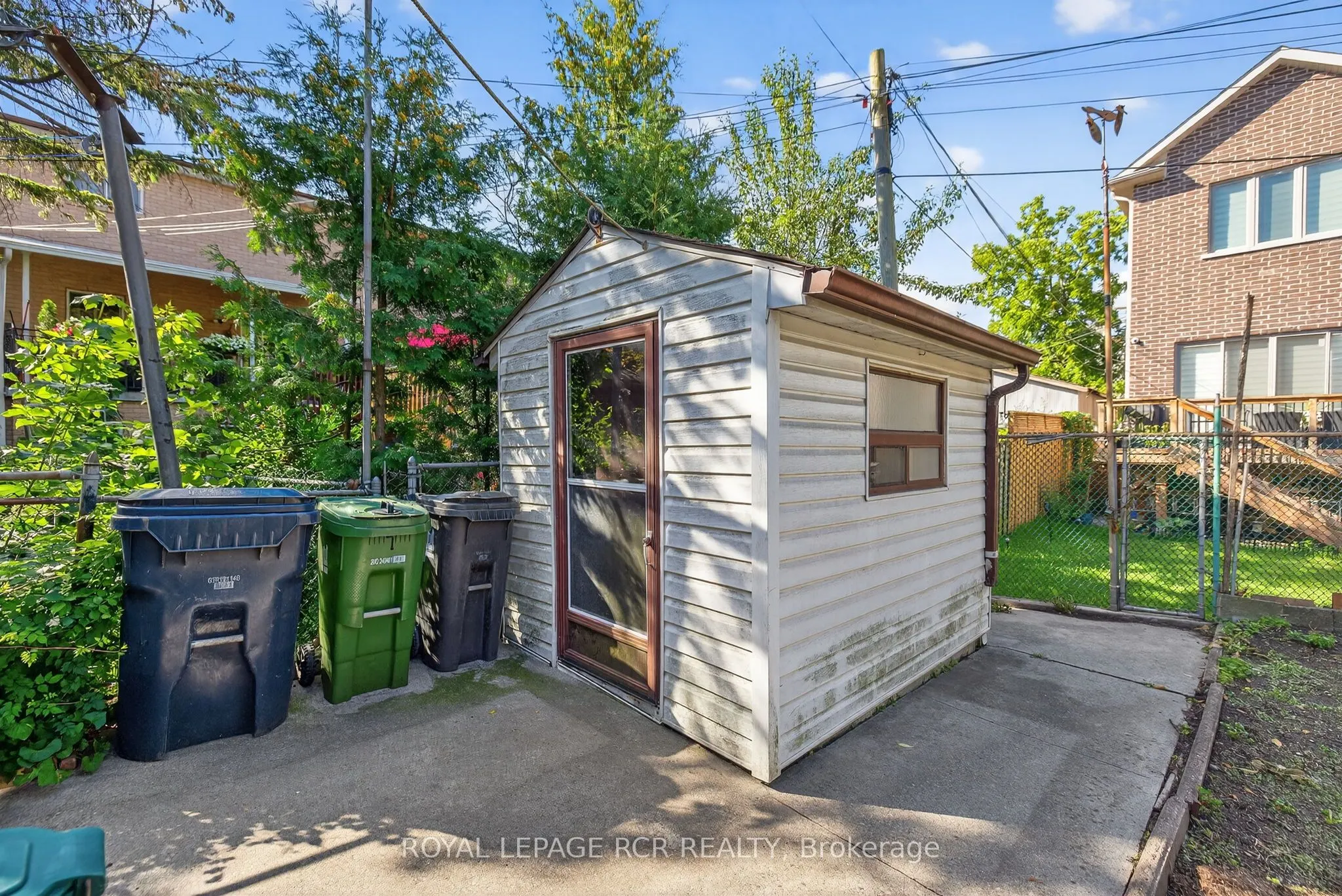 8 Cross Street