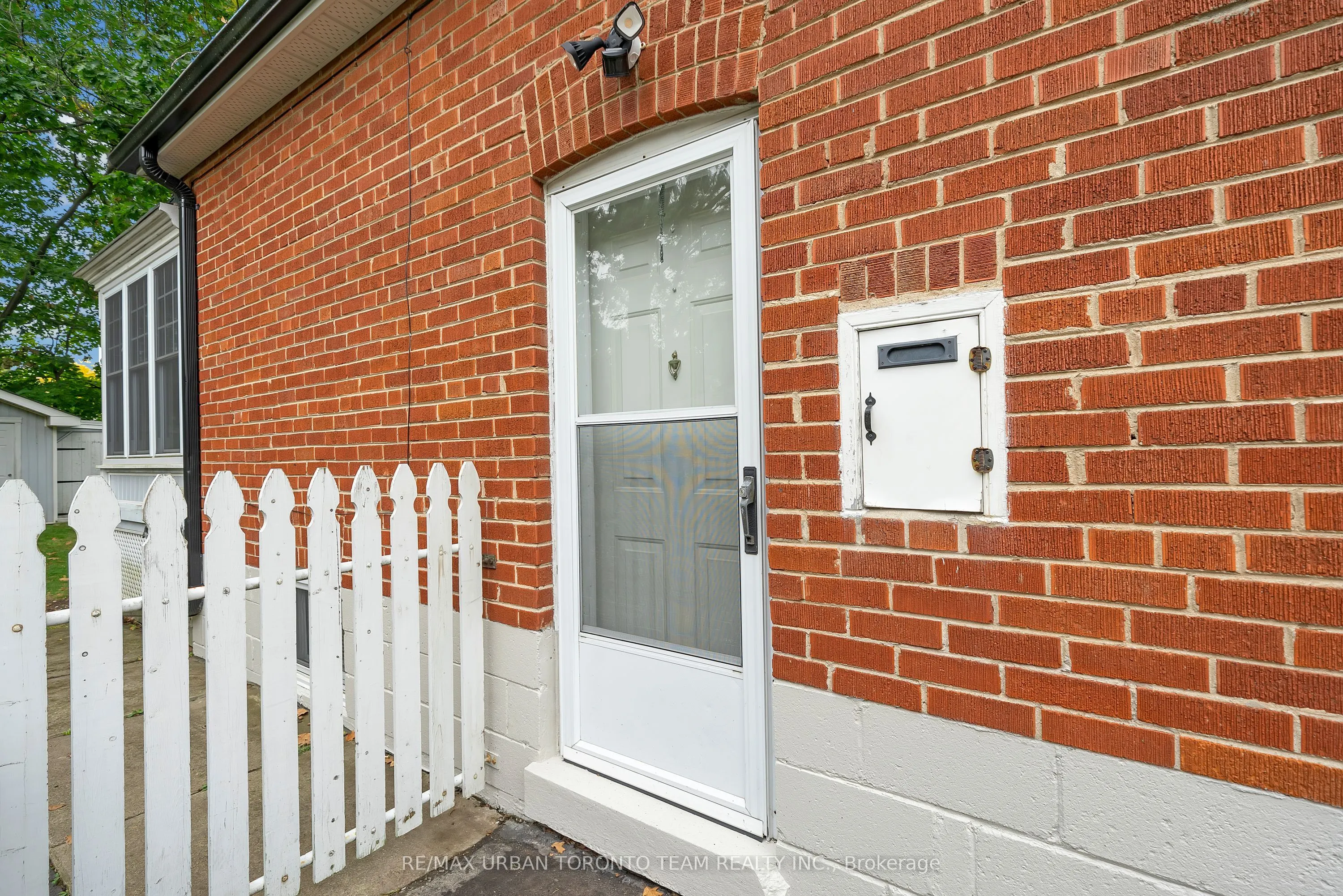 25 Westhead Road