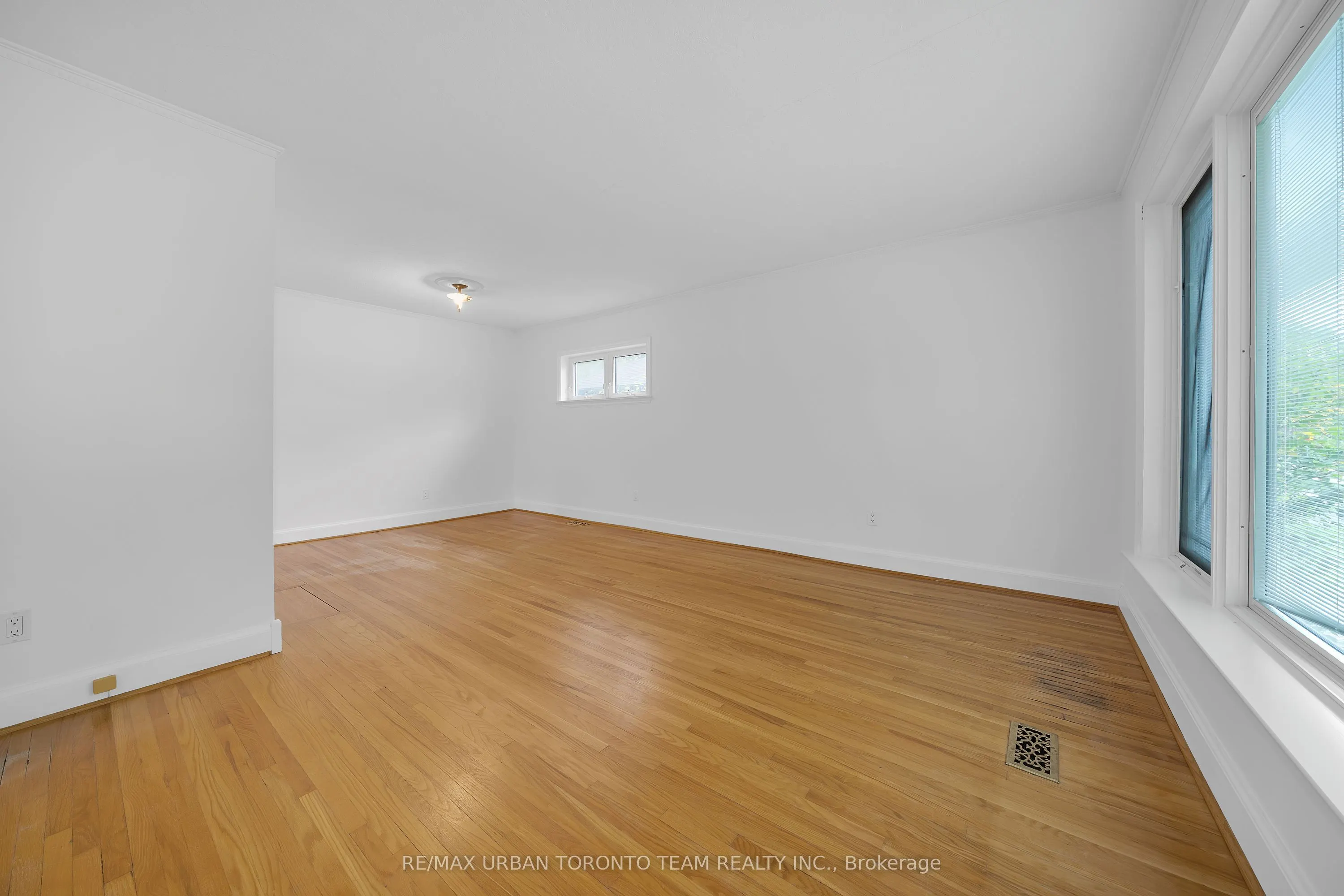 25 Westhead Road