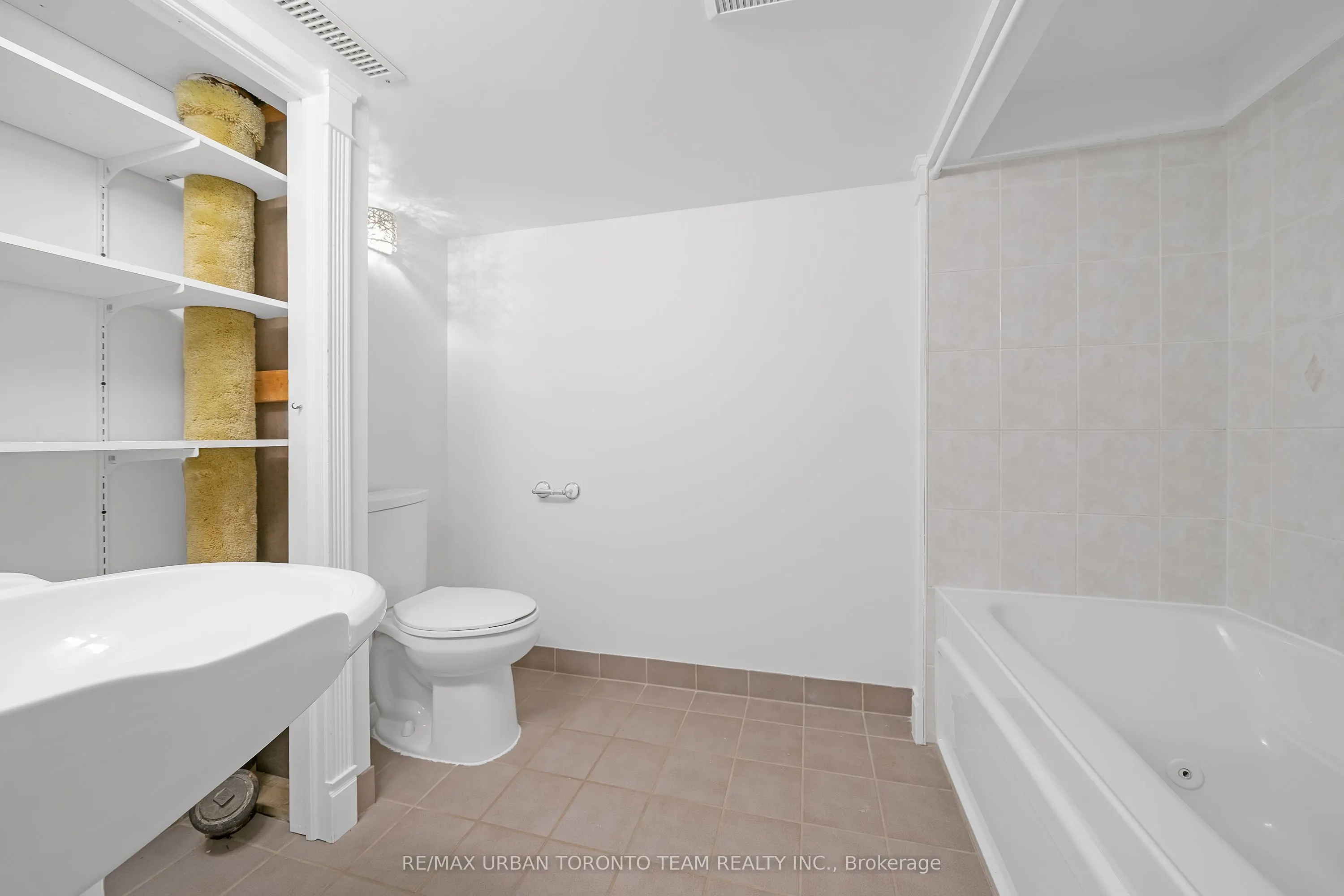25 Westhead Road