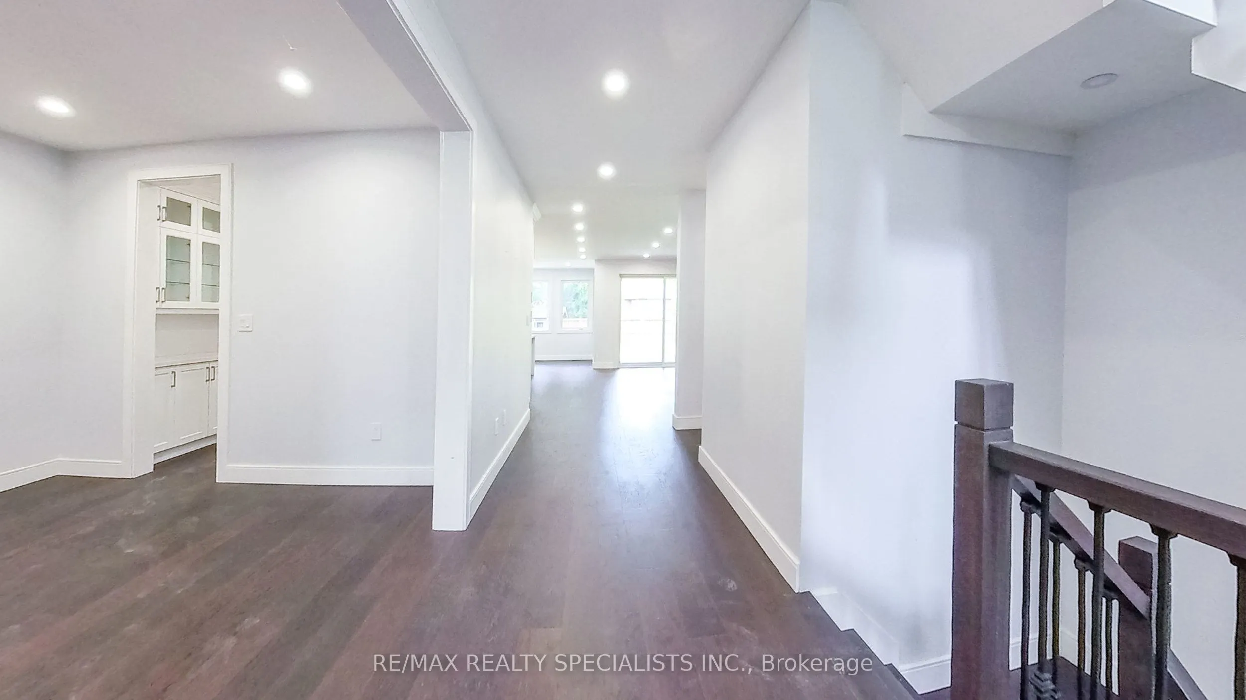 1029 Lorne Park Road