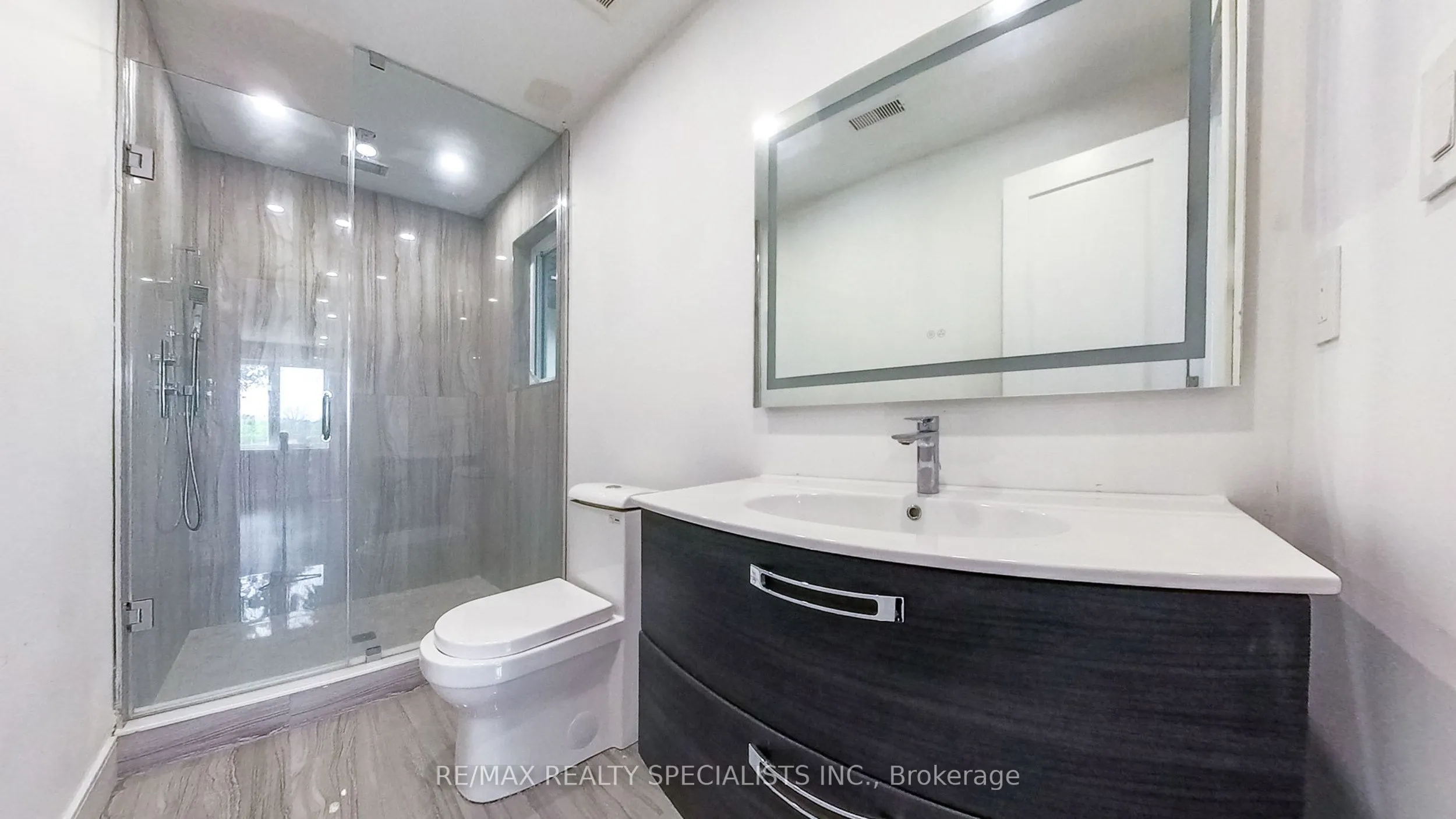 1029 Lorne Park Road