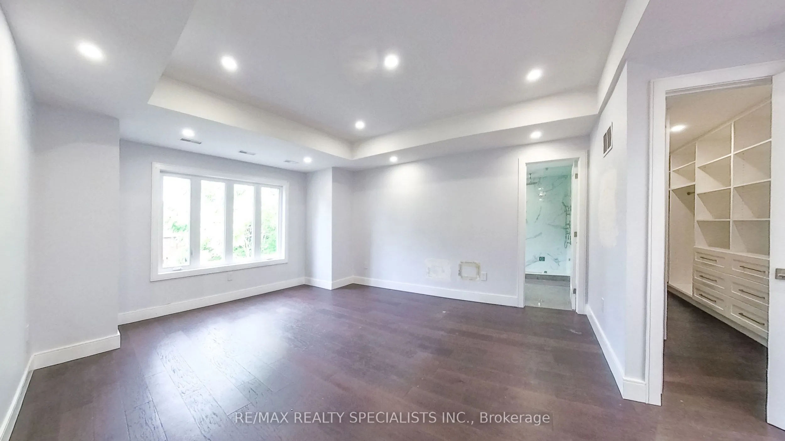 1029 Lorne Park Road