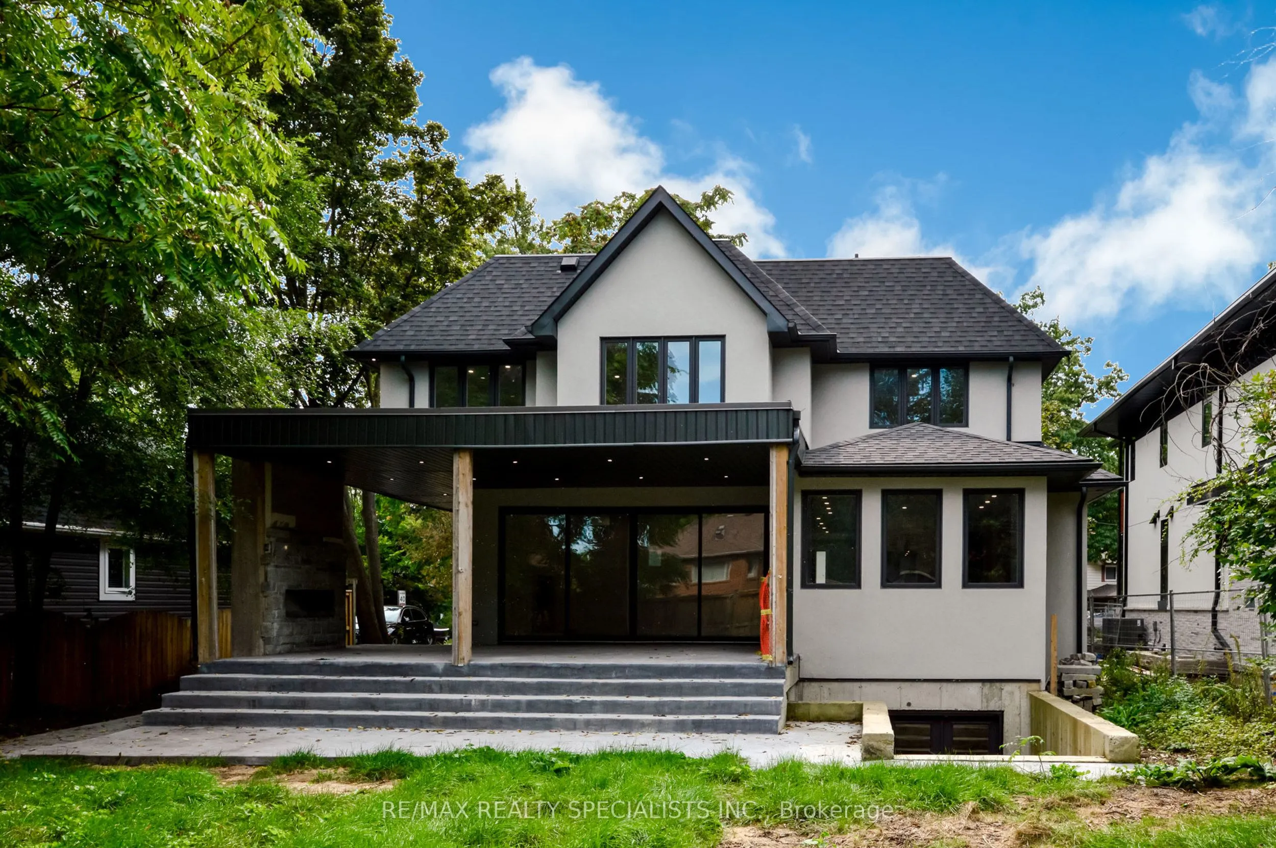 1029 Lorne Park Road