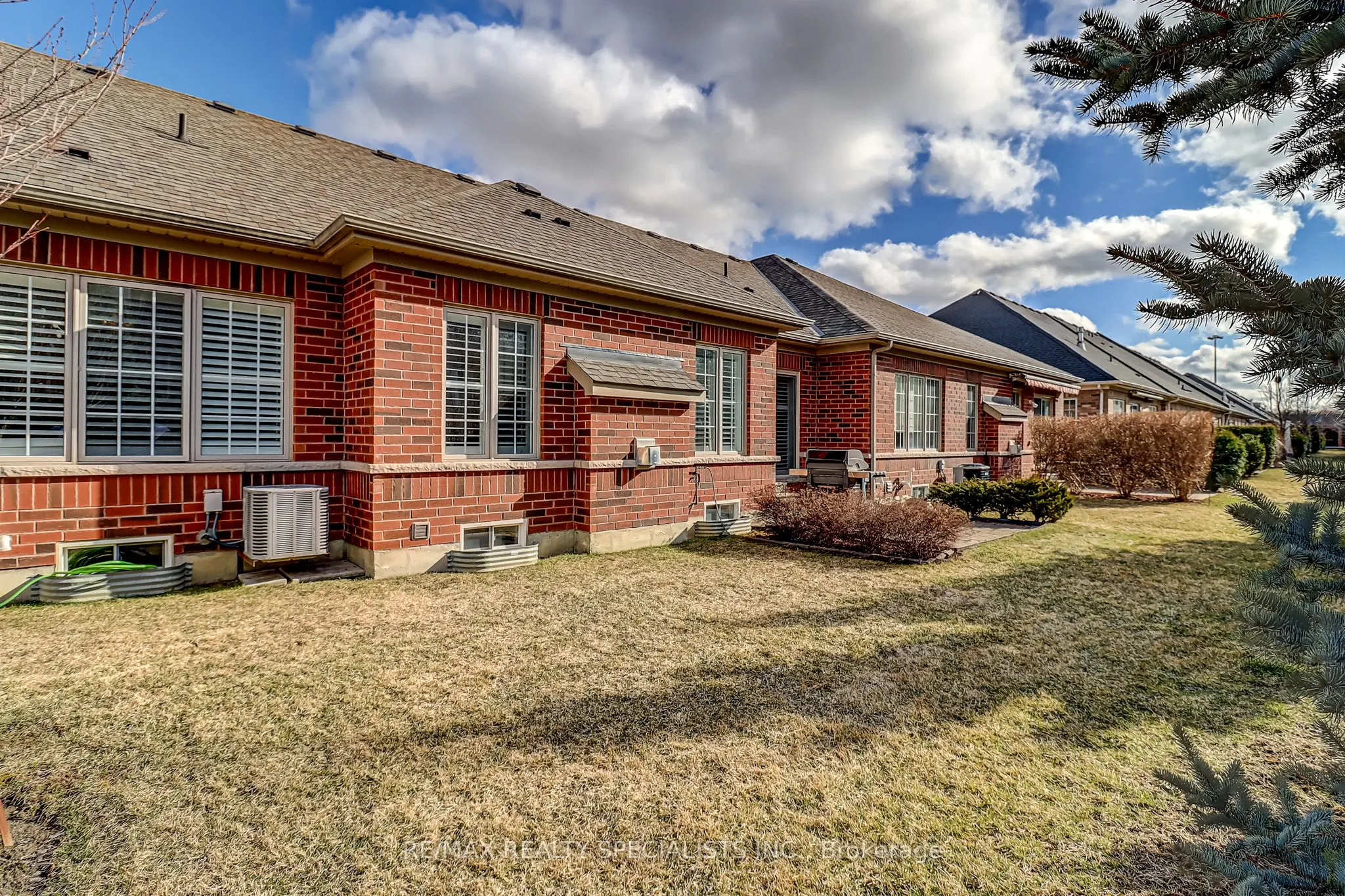 40 Muzzo Drive, #20