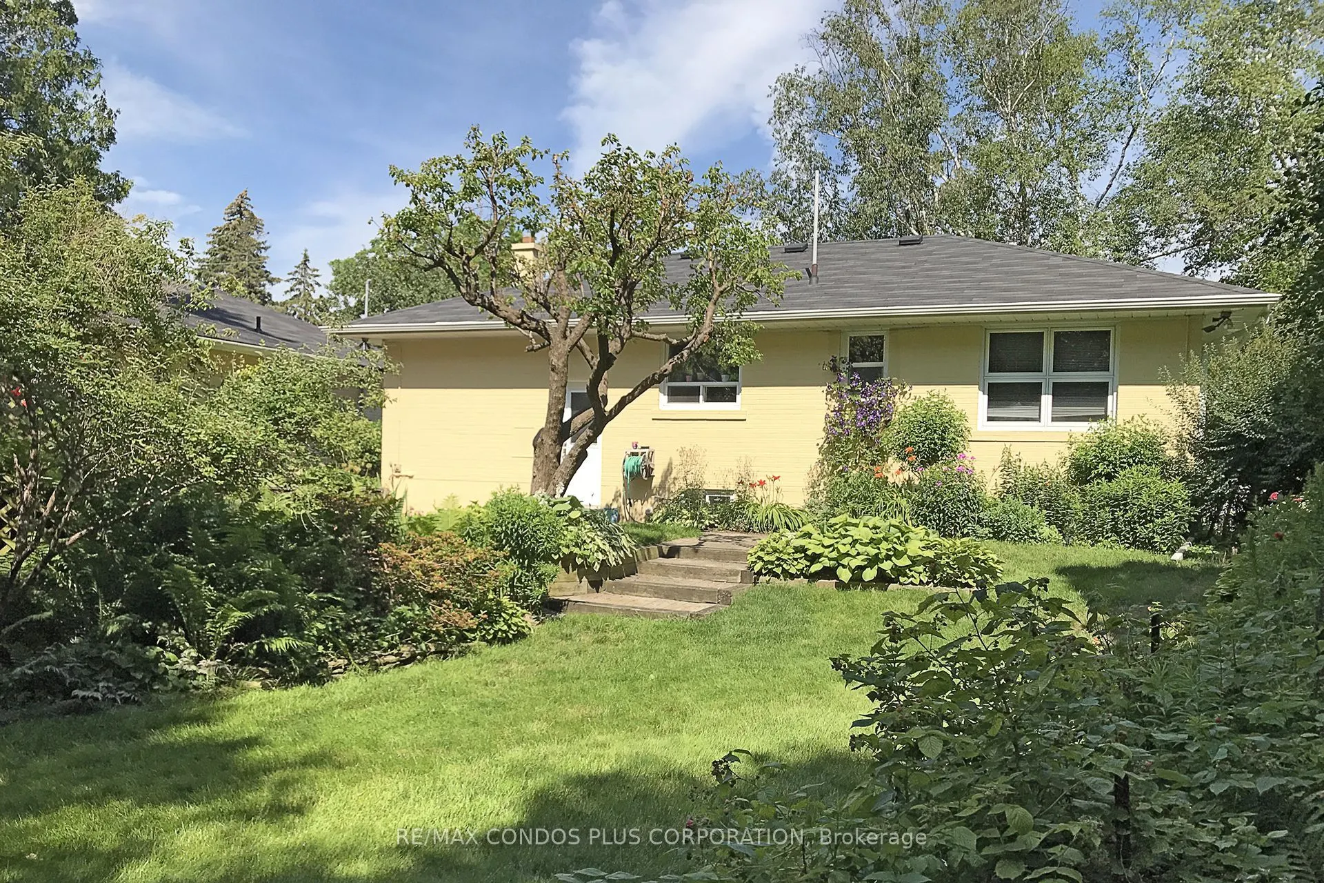 2004 Hartland Drive