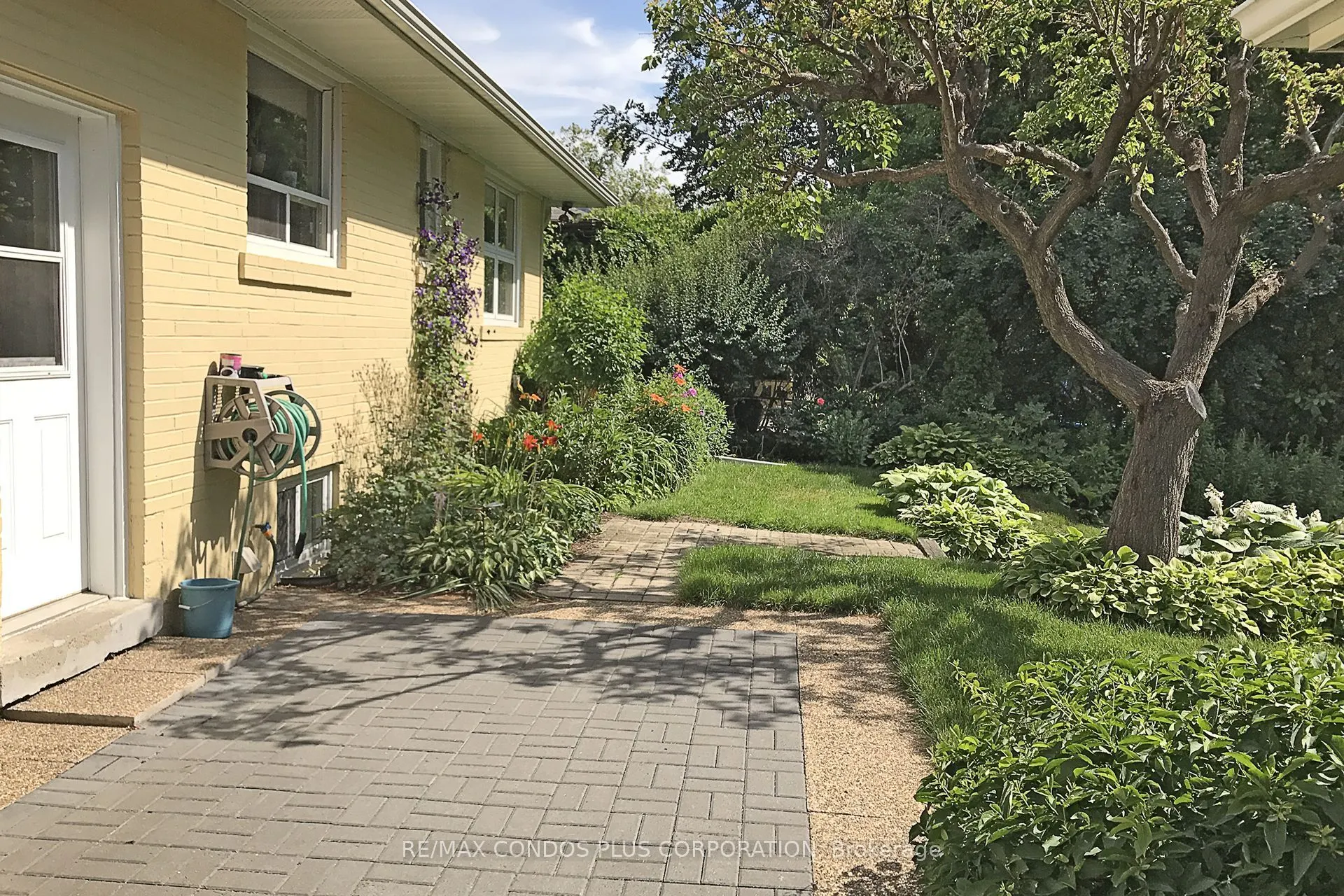 2004 Hartland Drive