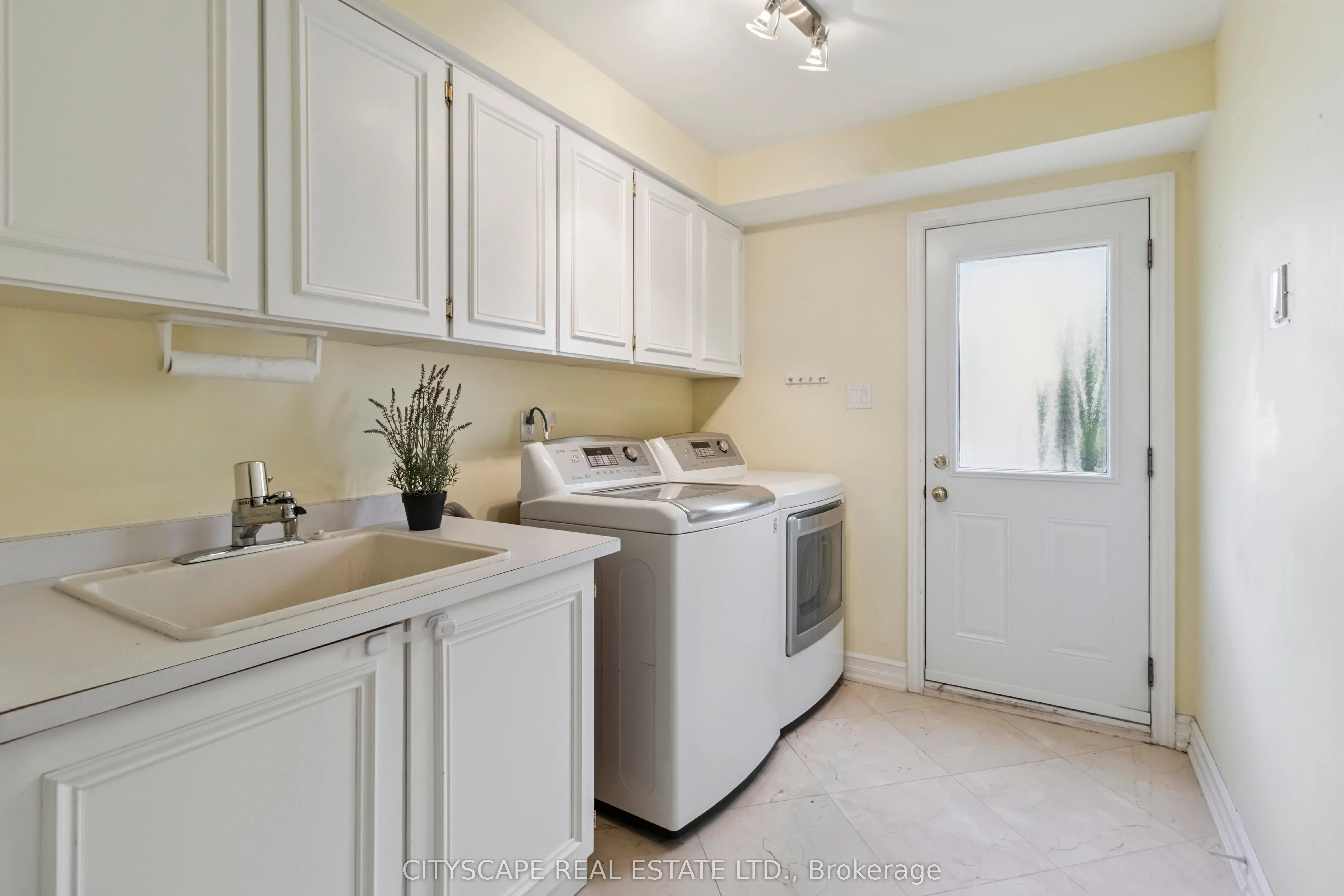 1836 Friar Tuck Court