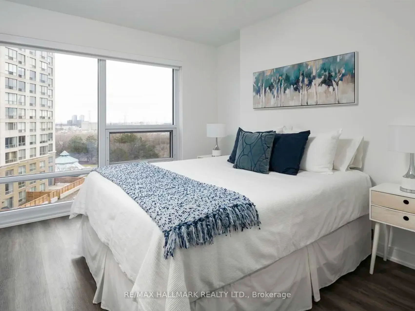 20 Samuel Wood Way, #2008