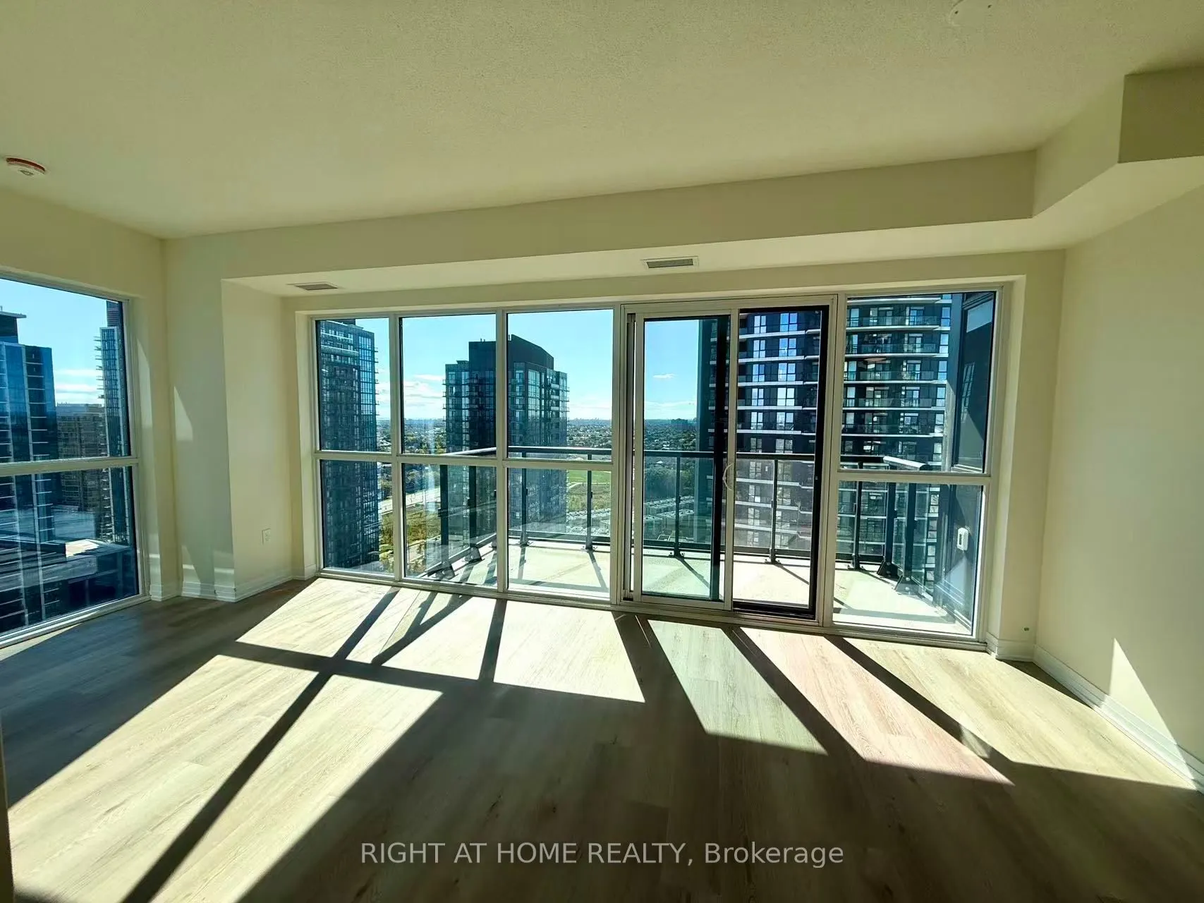 15 Watergarden Drive, #1804
