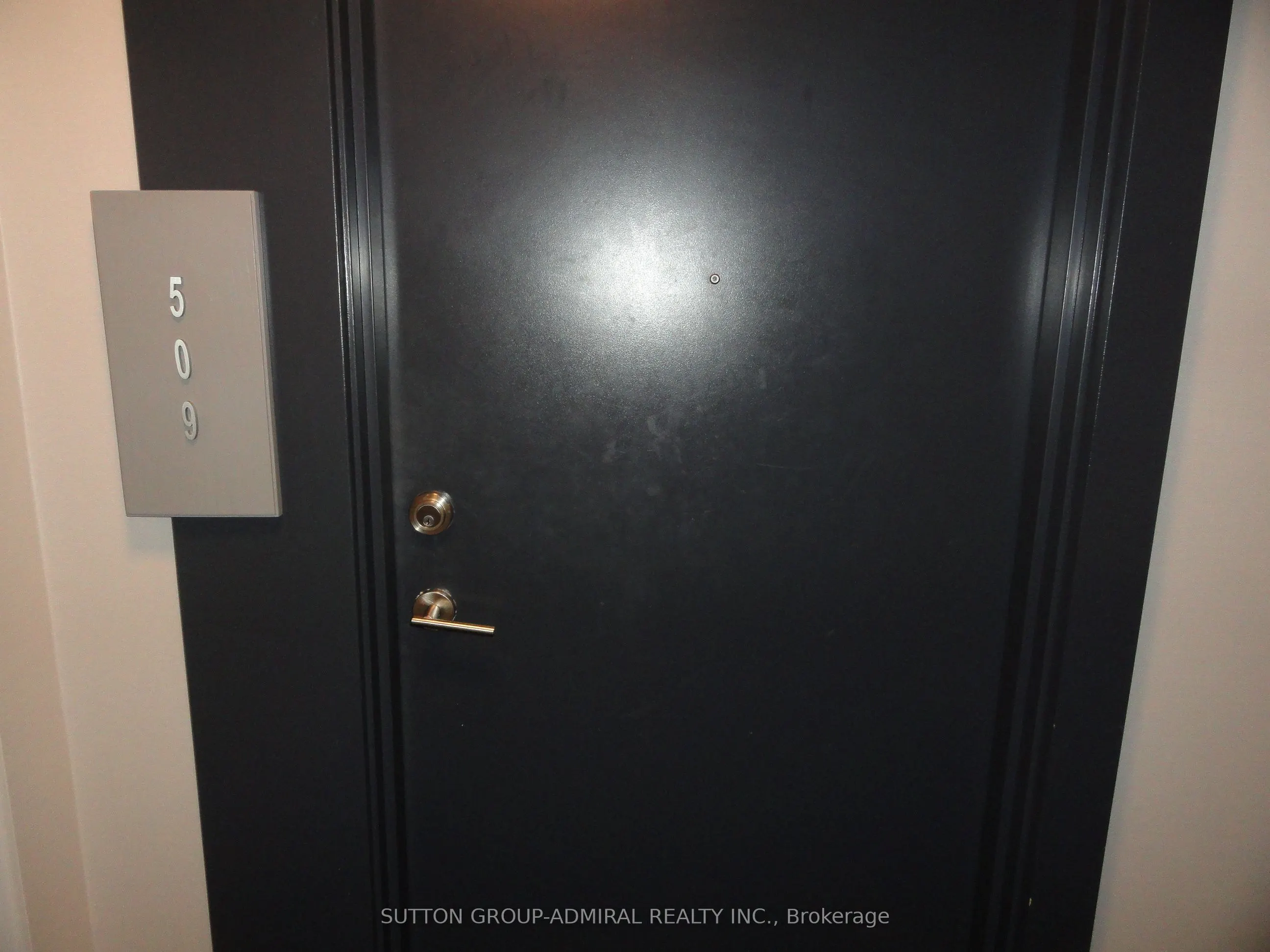 180 Veterans Drive, #509