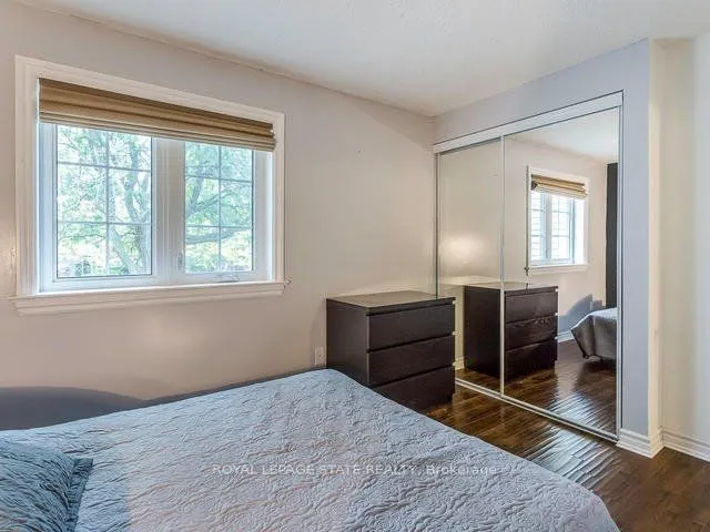 1004 Elizabeth Place, #Main & Upper