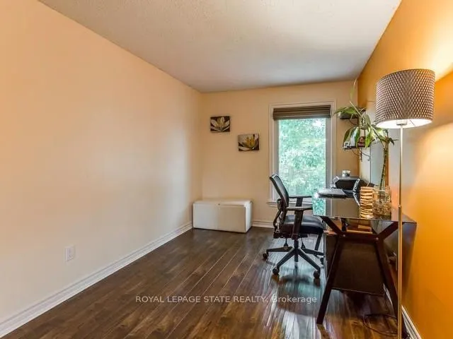 1004 Elizabeth Place, #Main & Upper