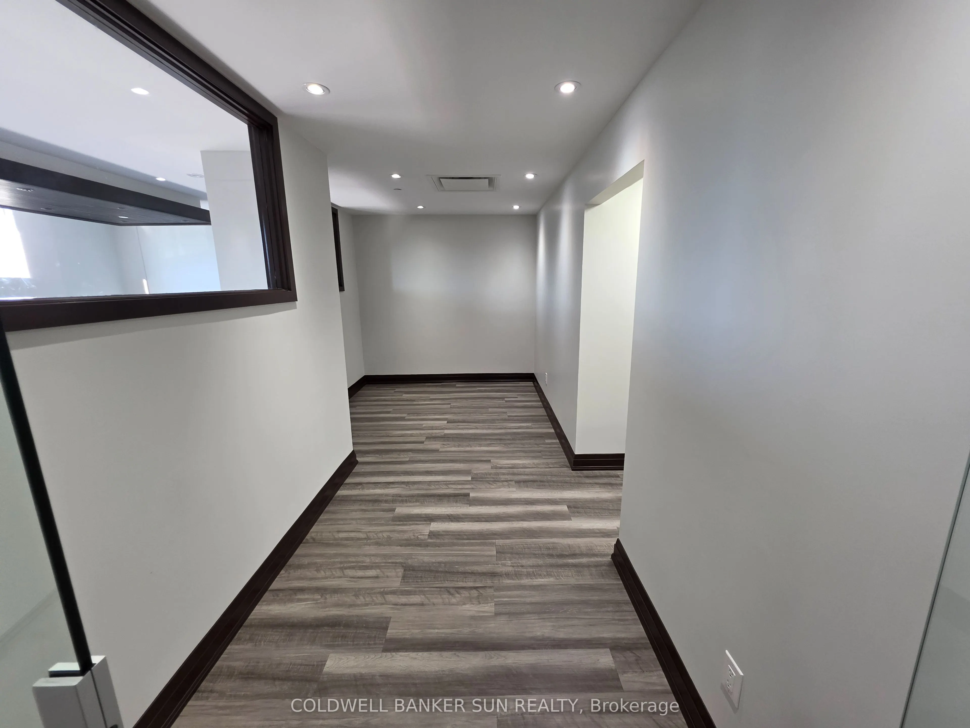 1200 Derry Road E, #7
