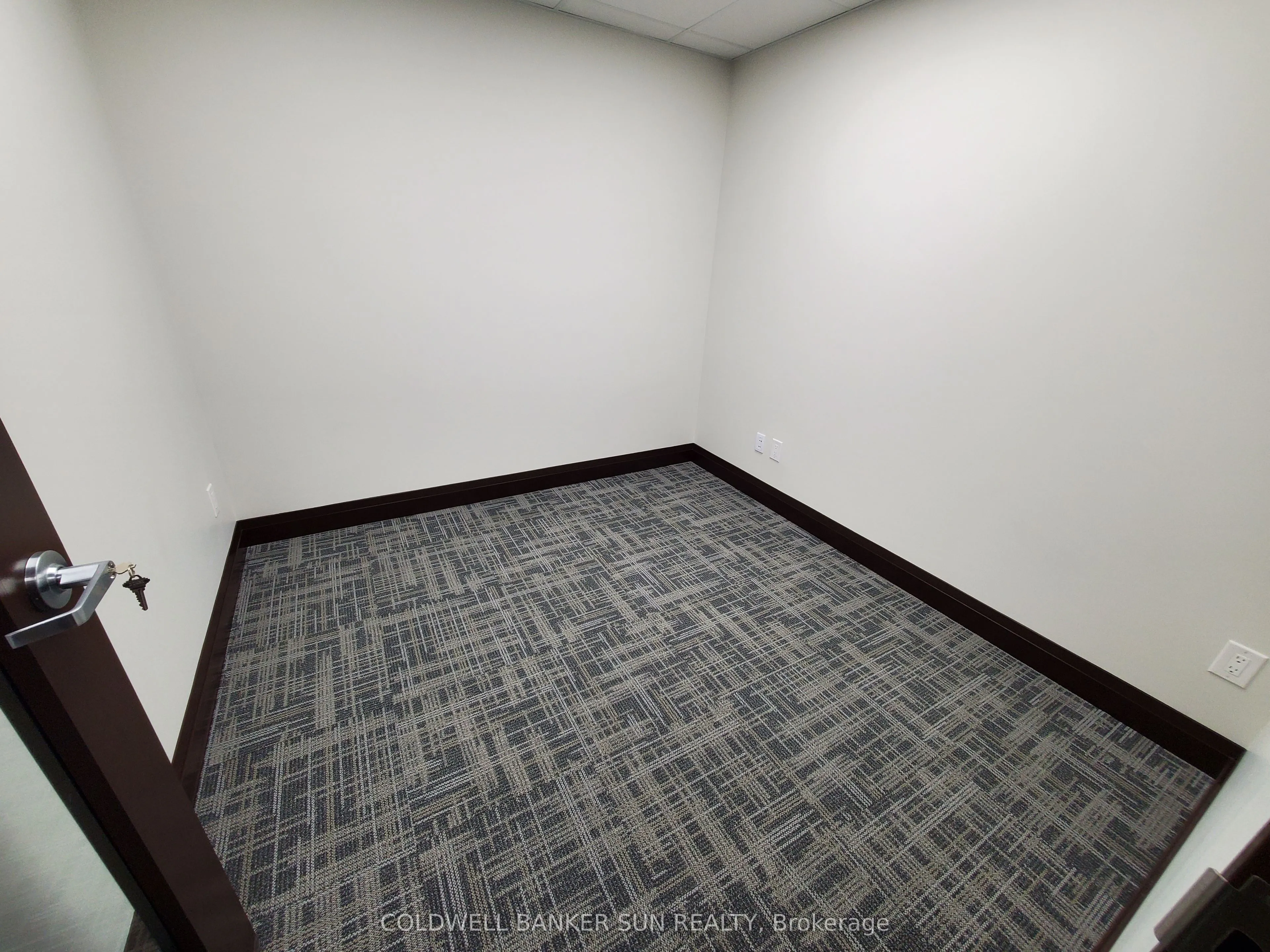 1200 Derry Road E, #7