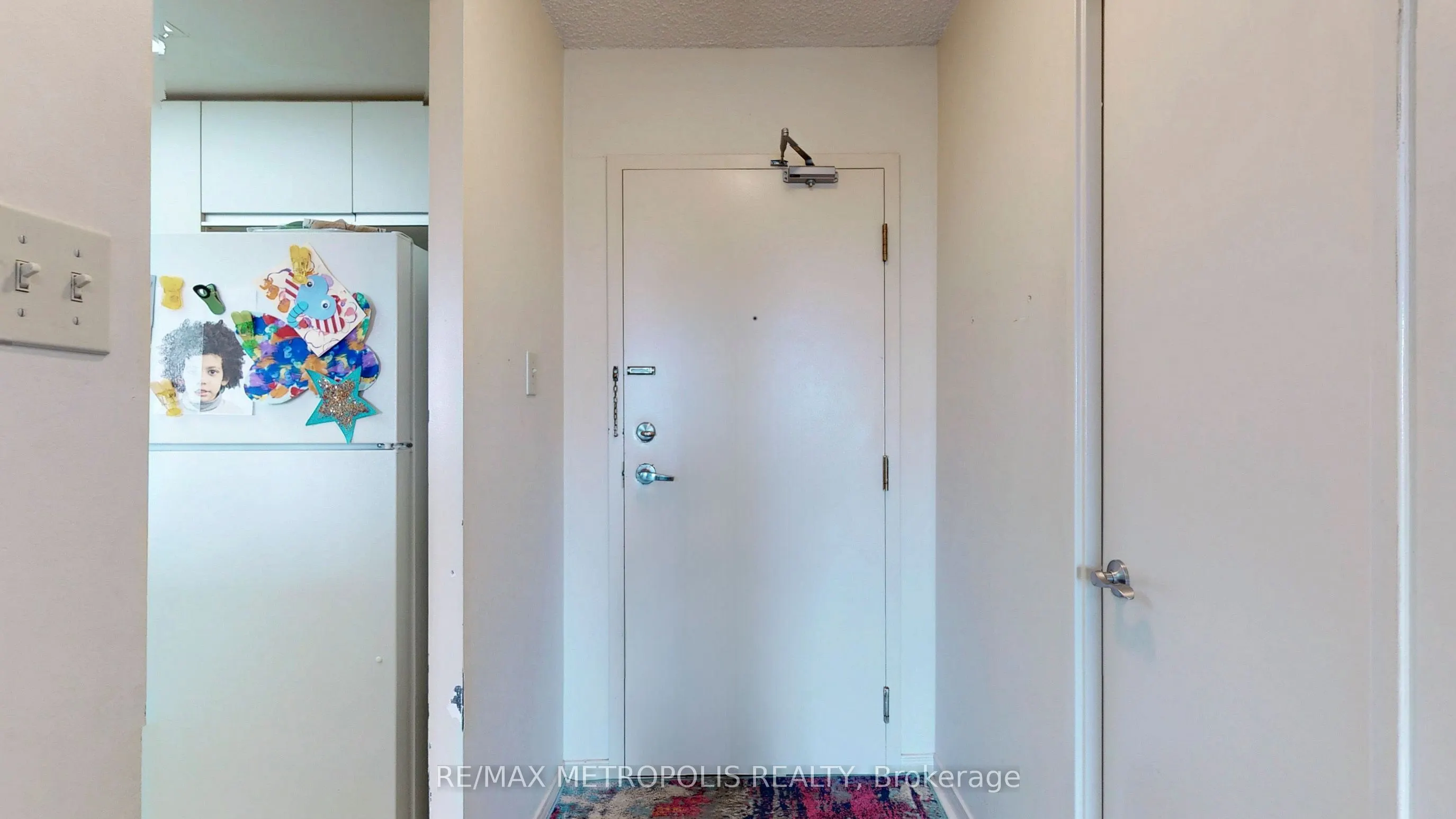 75 King Street E, #1709