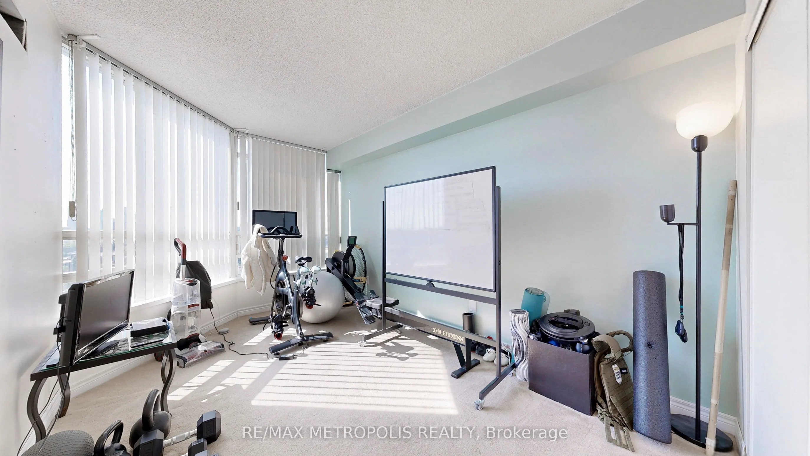 75 King Street E, #1512