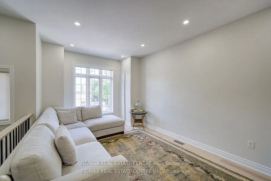 280 Hillcrest Avenue, #19