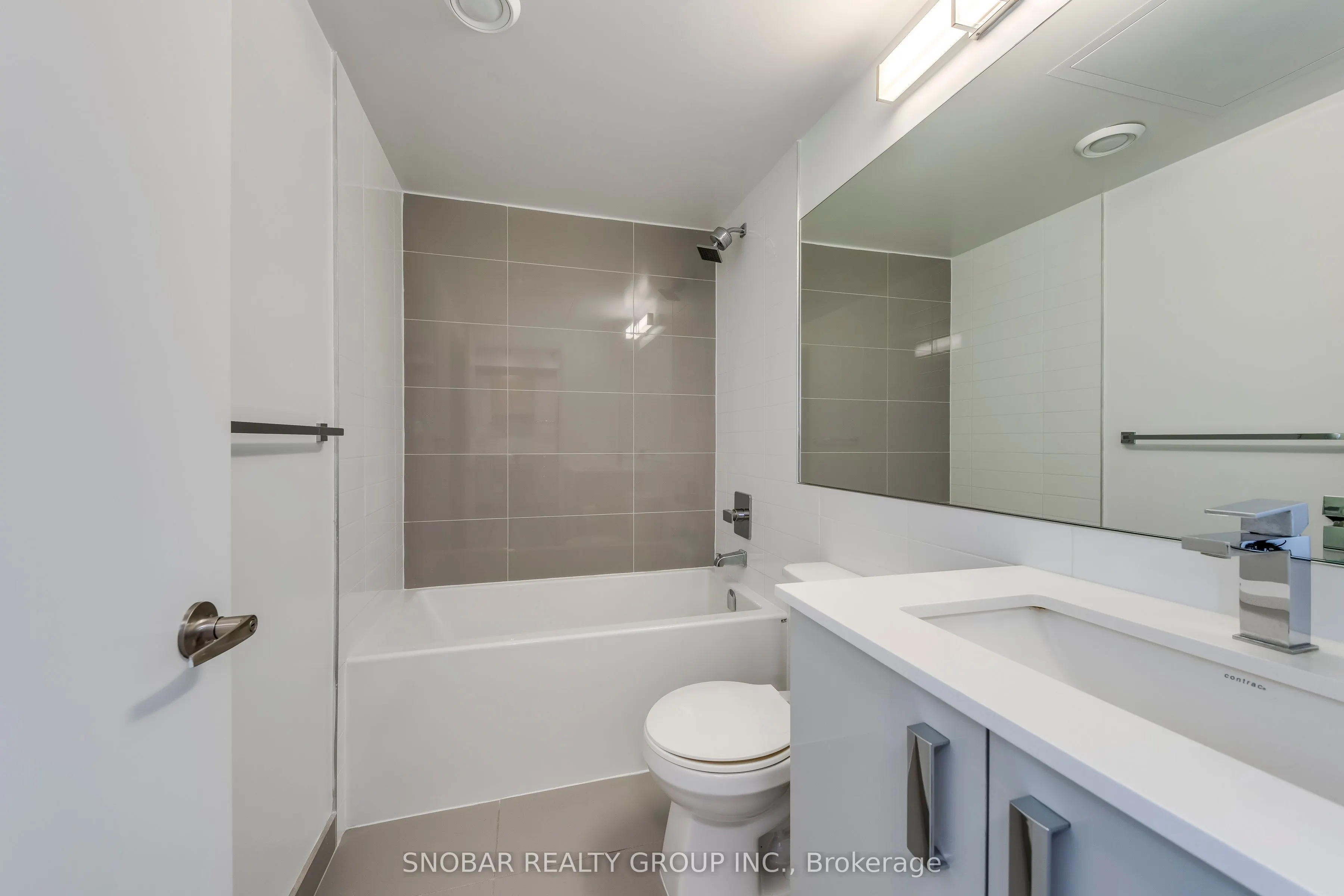 10 Gibbs Road, #501