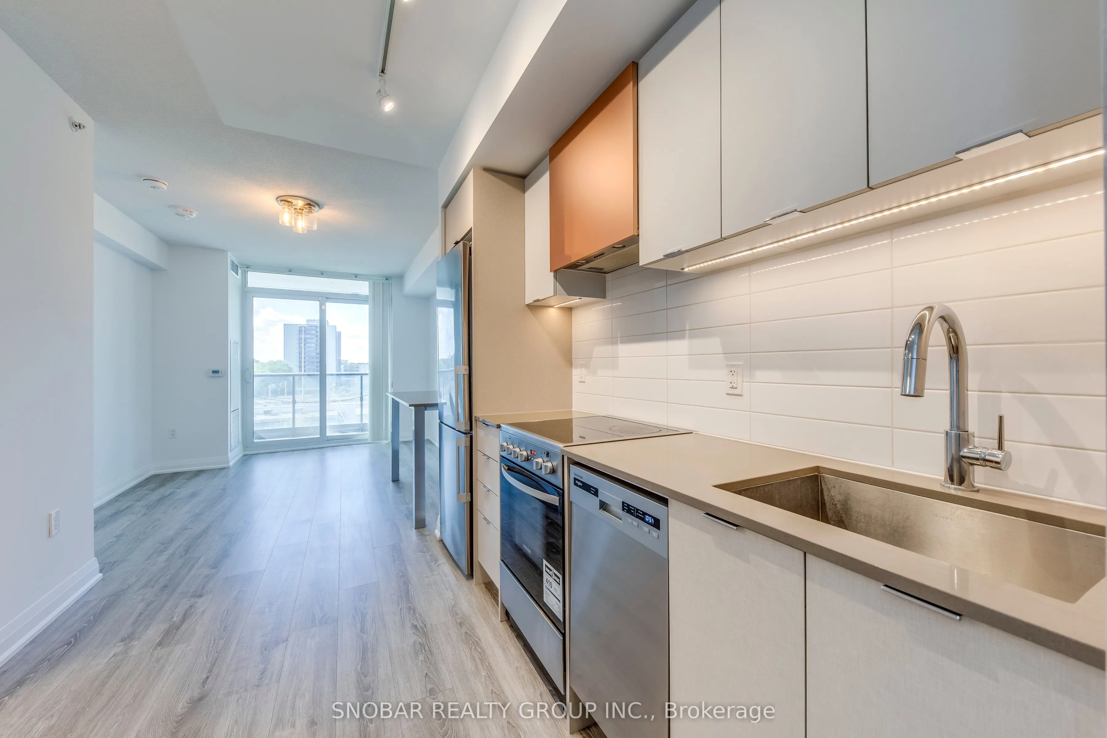 10 Gibbs Road, #501