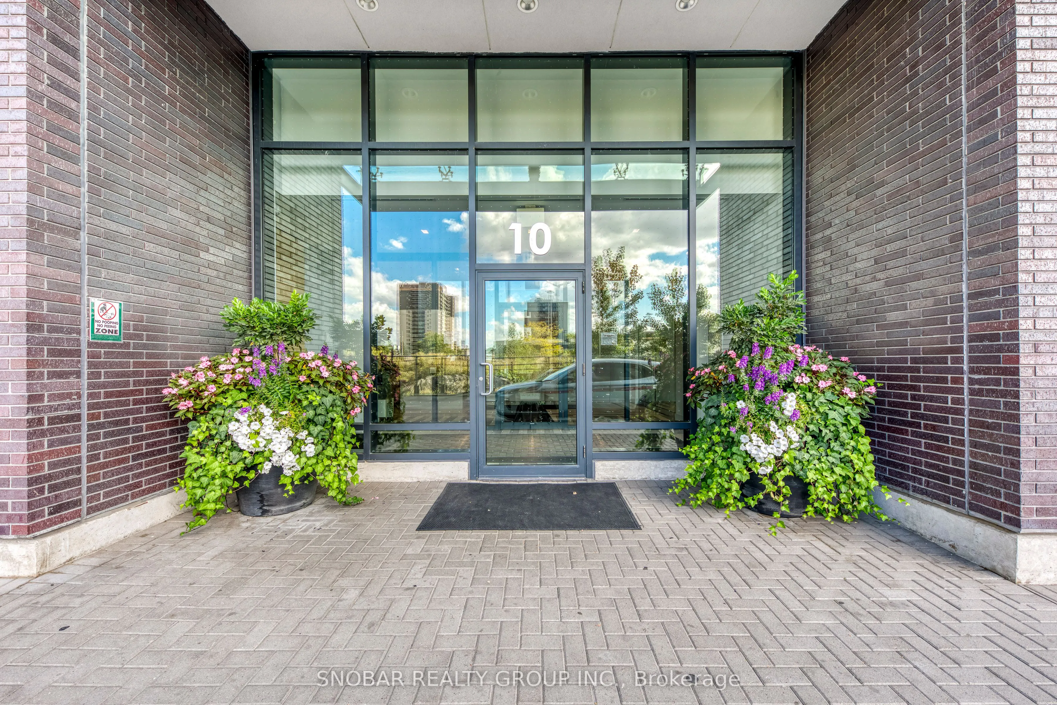 10 Gibbs Road, #501