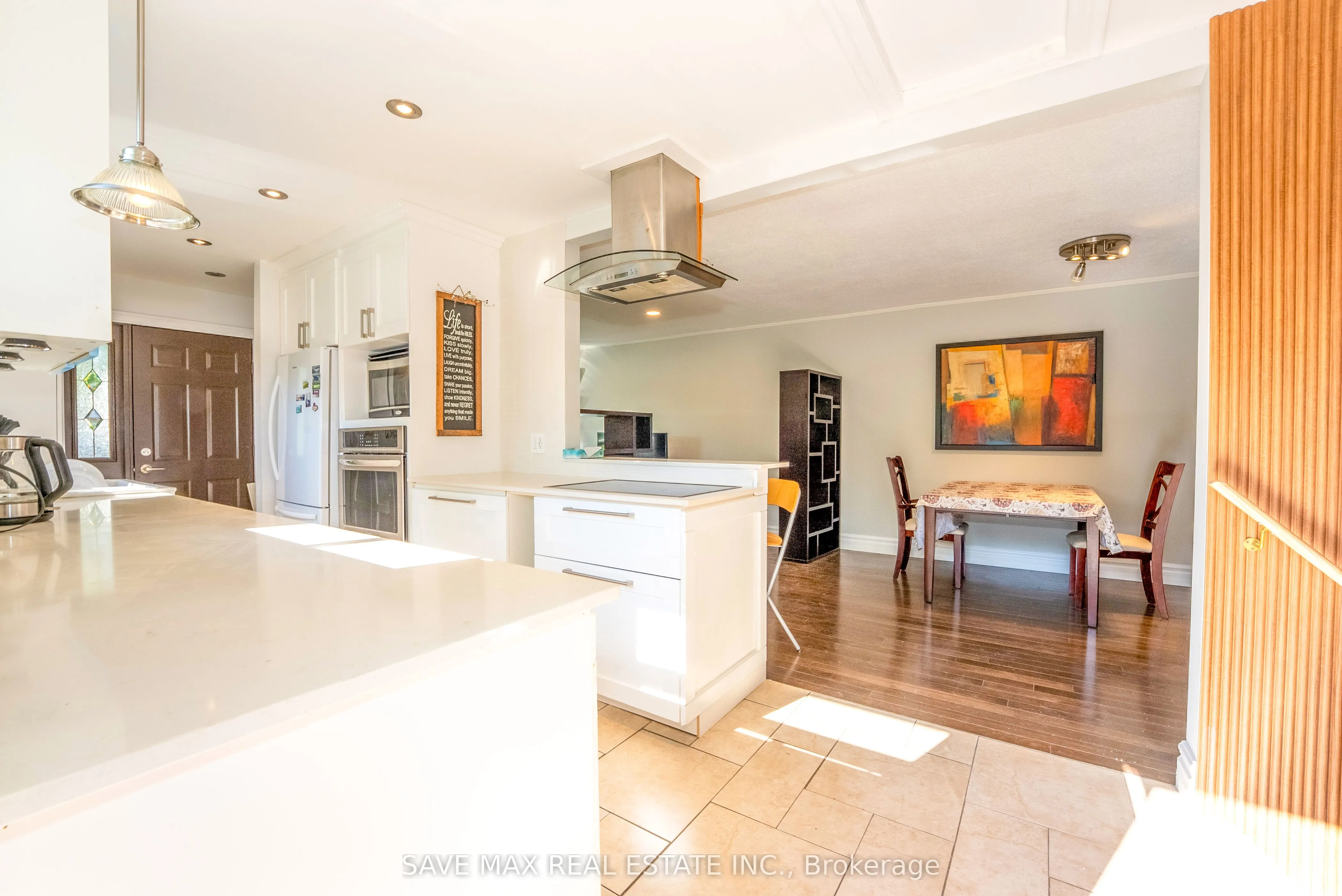 93 Archdekin Drive