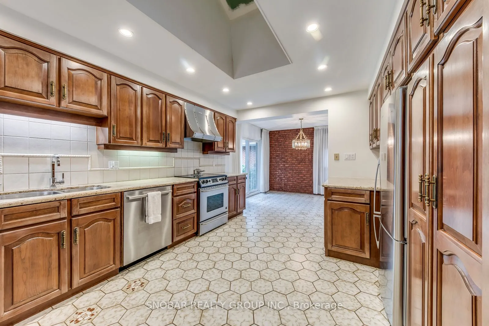 54 Allanhurst Drive