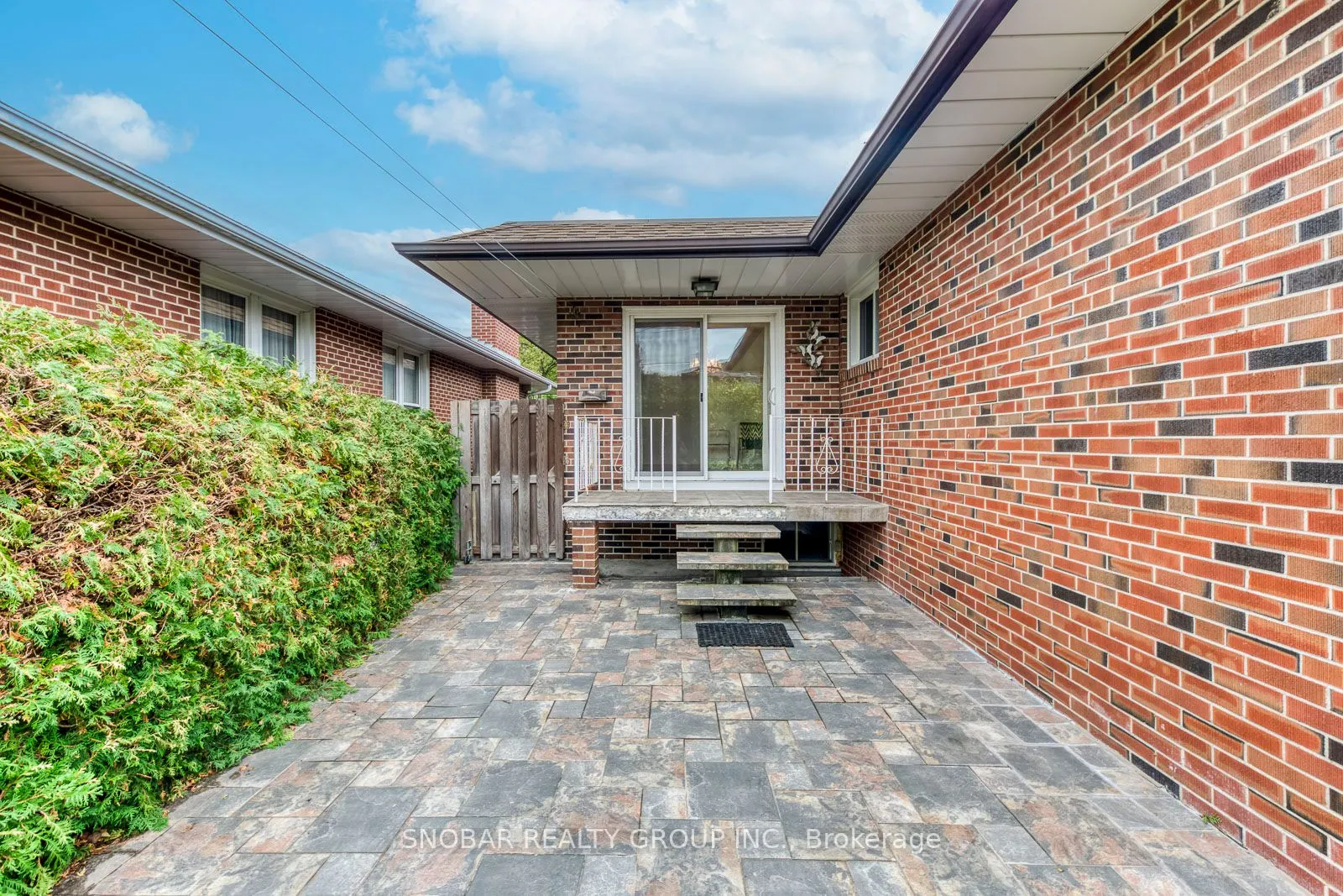 54 Allanhurst Drive