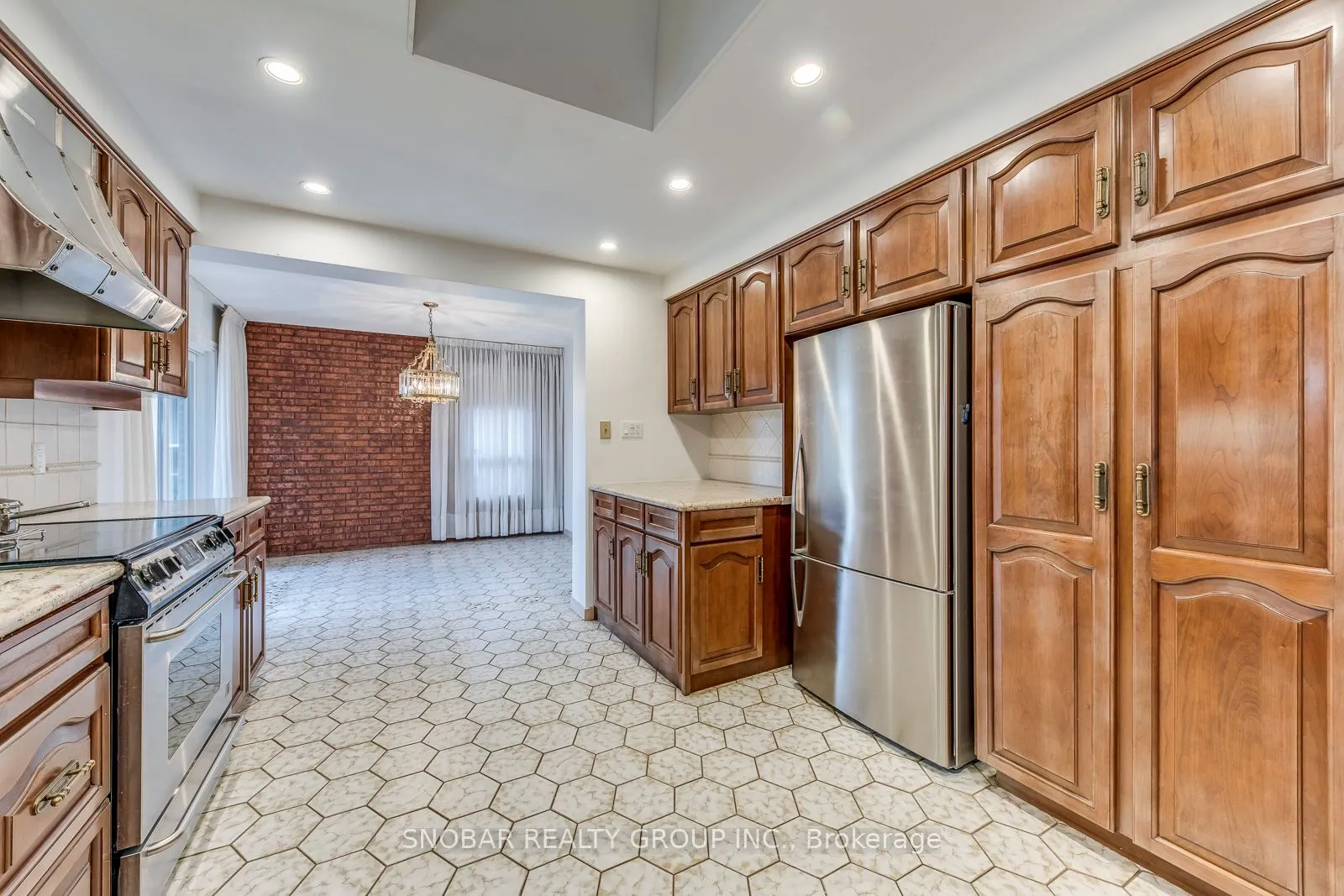 54 Allanhurst Drive