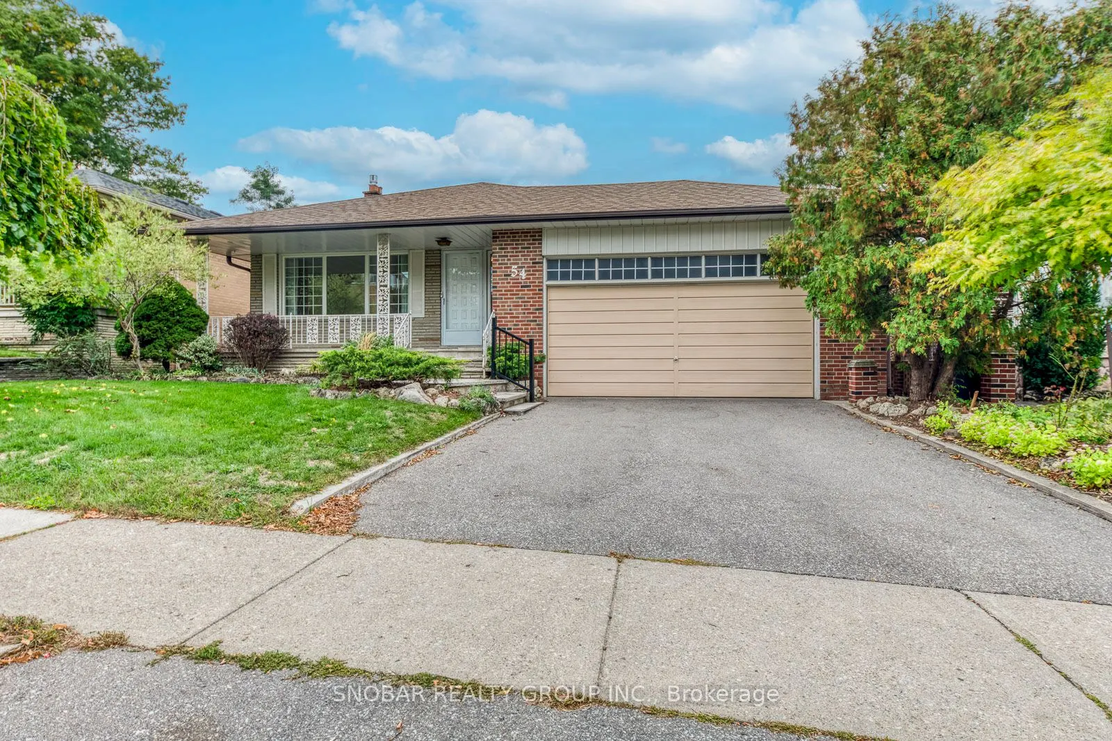 54 Allanhurst Drive
