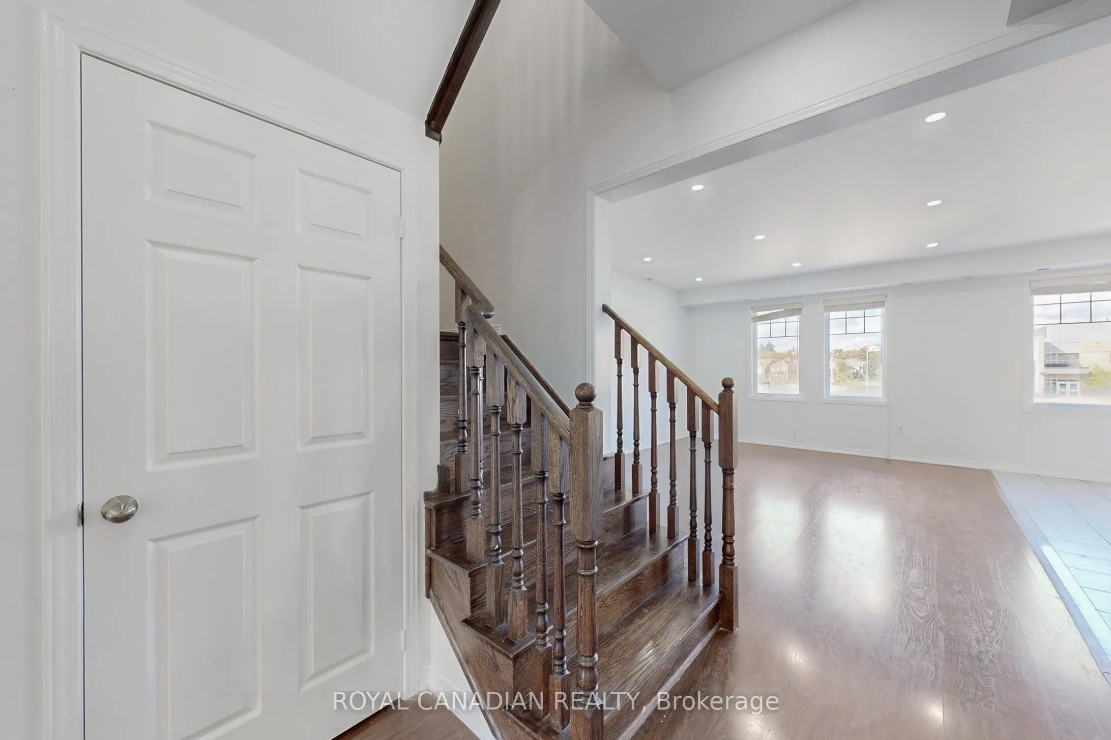 54 Chesterwood Crescent